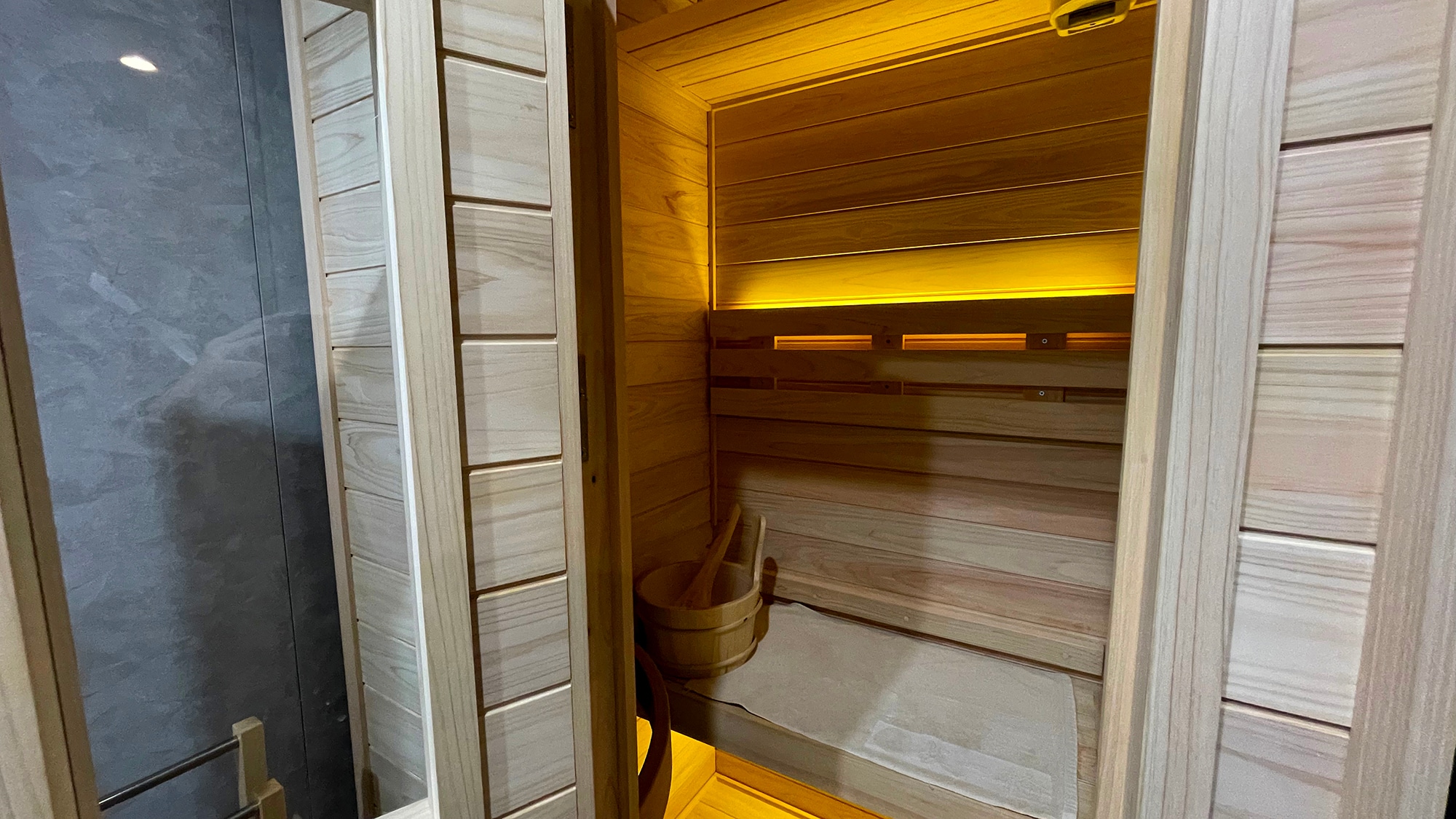 ■Guest room sauna■Loyly sauna in the room (image)