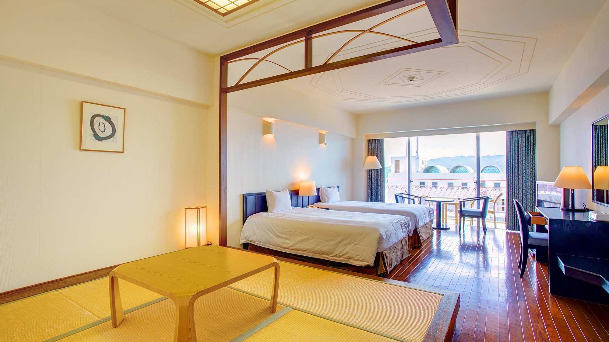 [标准家庭/日西式房间] Hirobiro 日式西式房间有榻榻米空间，很受家庭欢迎