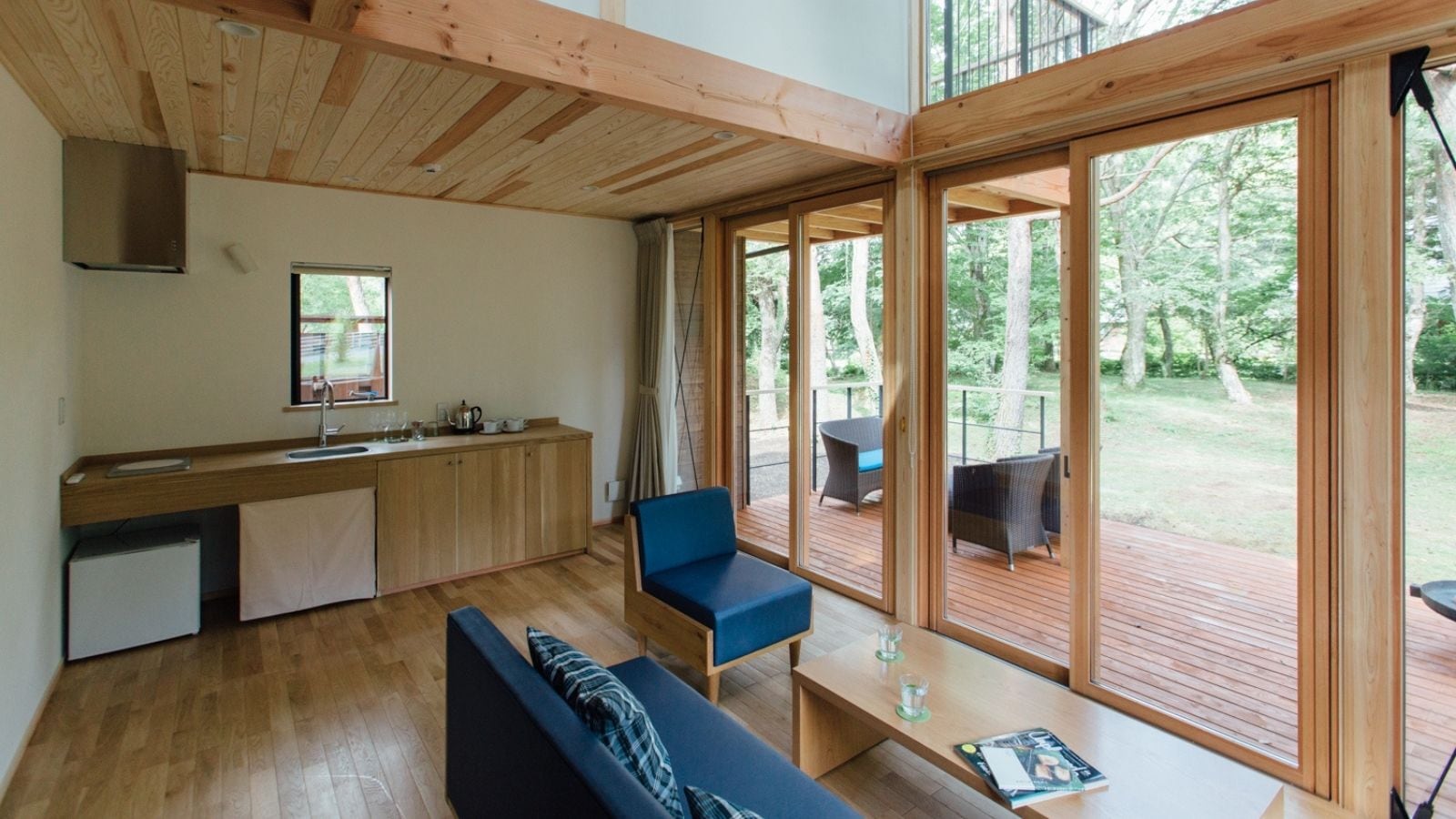 Cottage Grand Auberge Interior 1