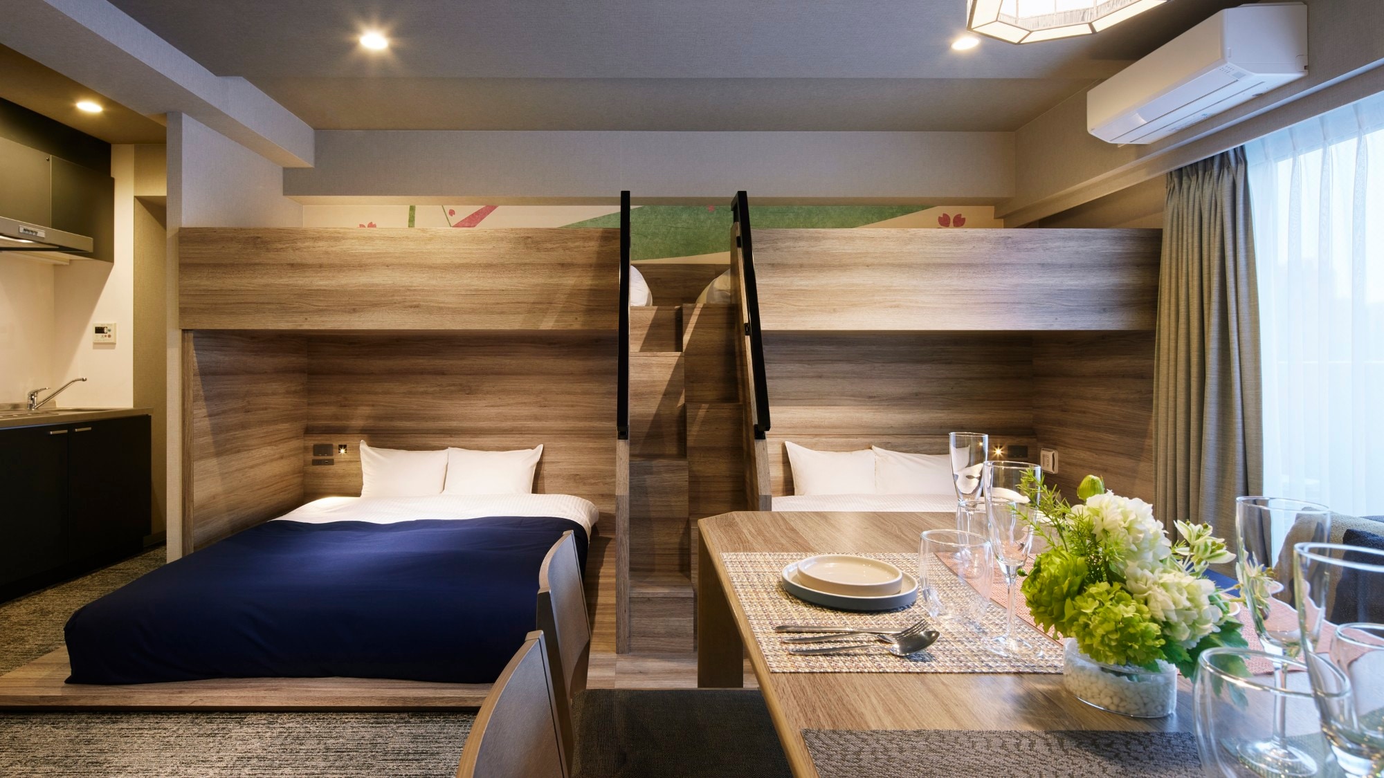Superior 5 Beds