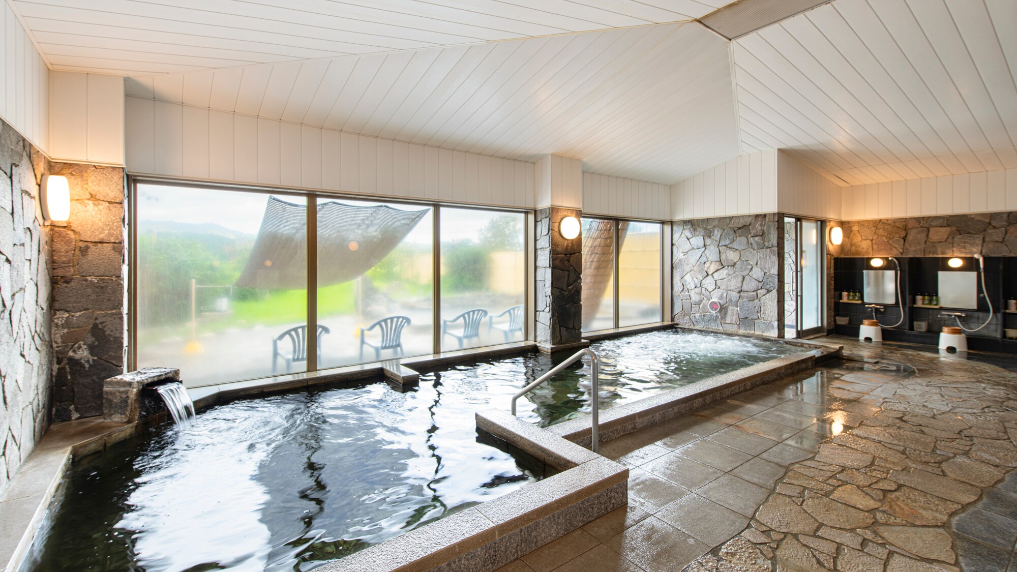 [Large bath] Indoor bath (hot spring)