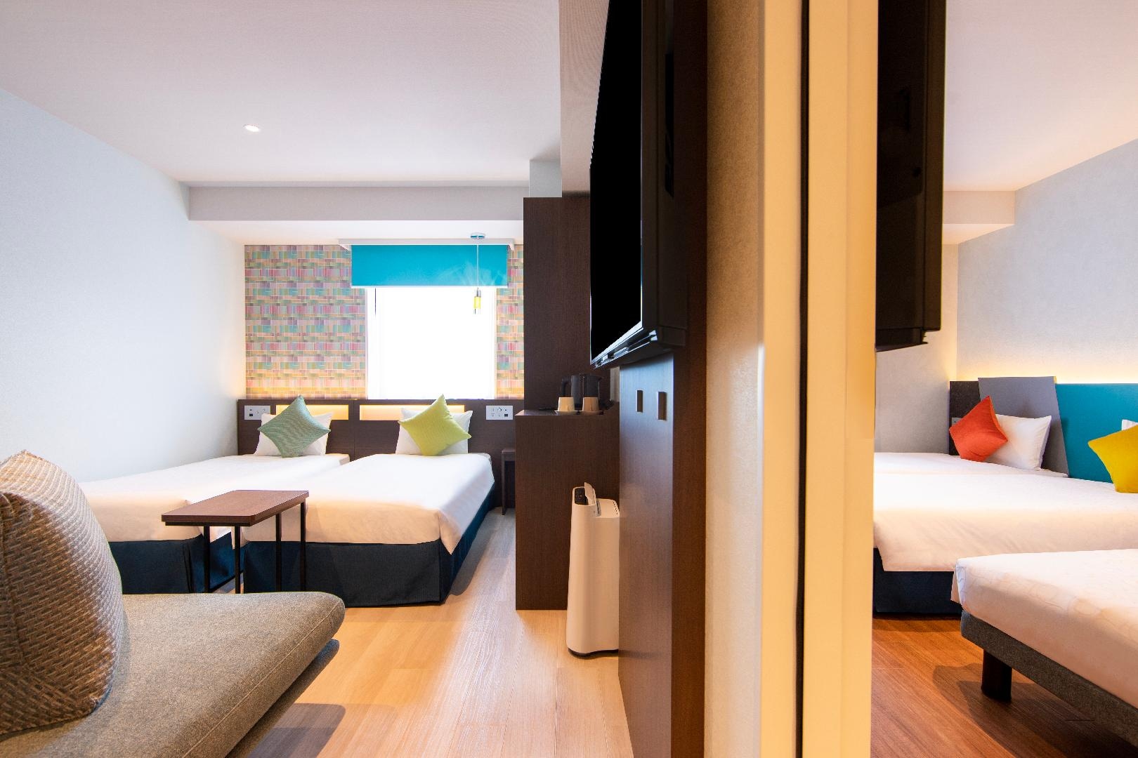 Connecting Rooms