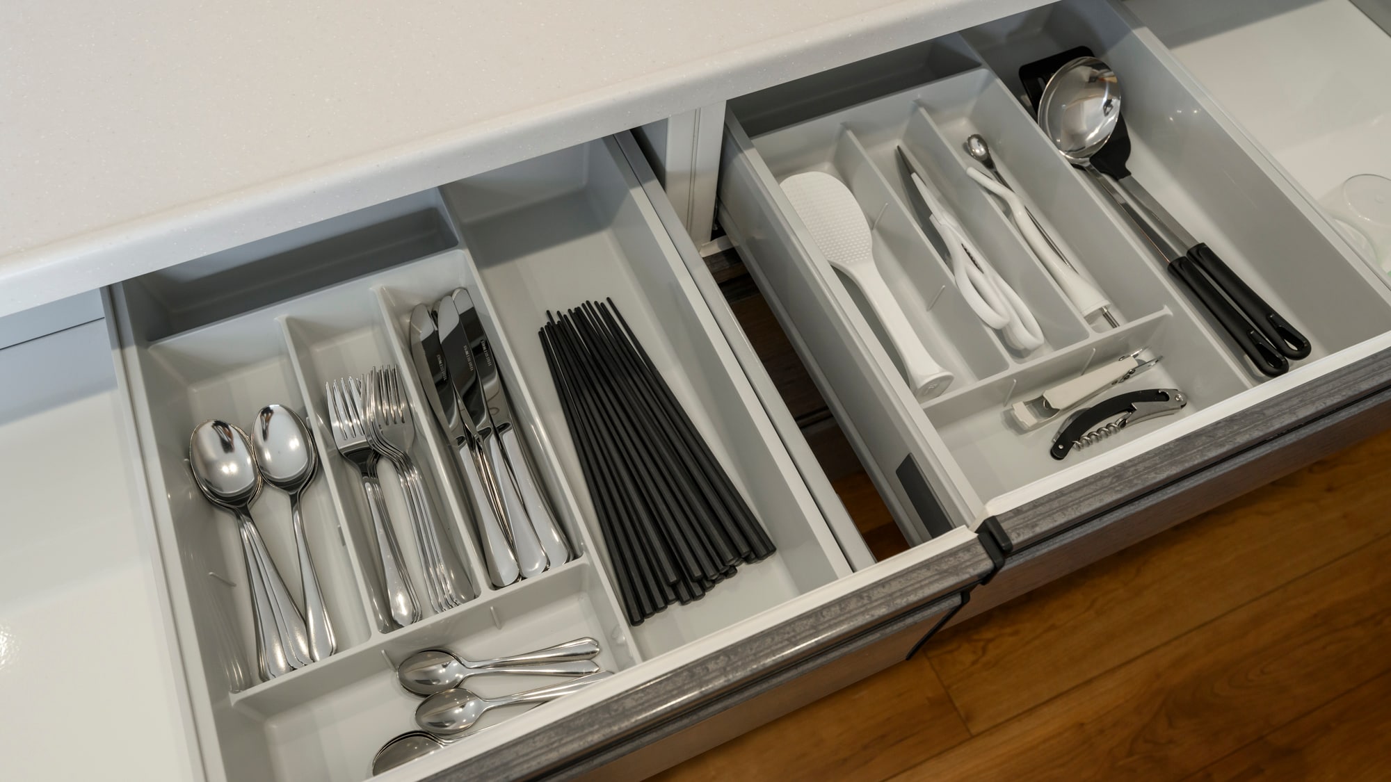 Of course, cutlery is also provided.