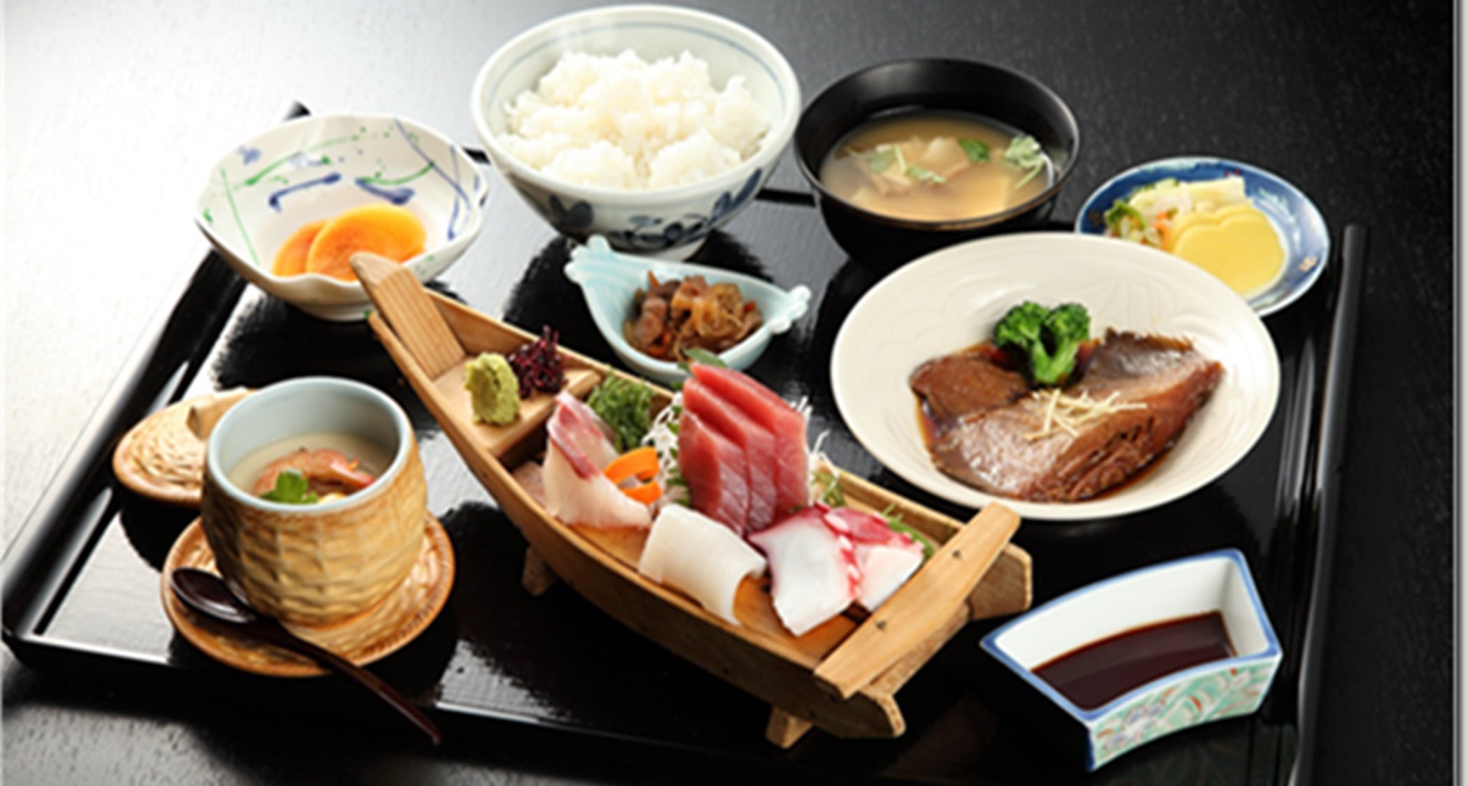 *Dinner example: Amimoto set meal