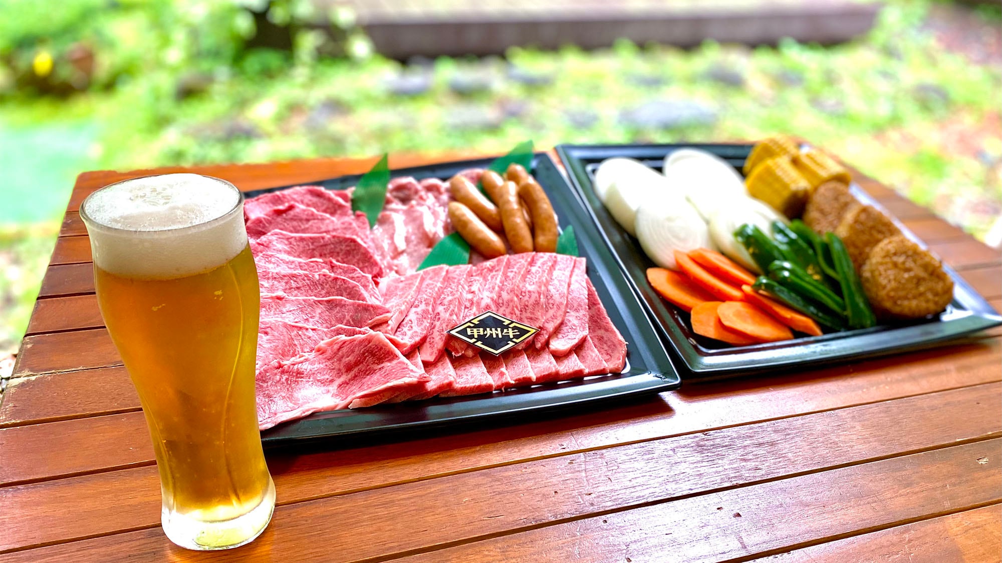 Gambar BBQ / Bir menggunakan BBQ arang!