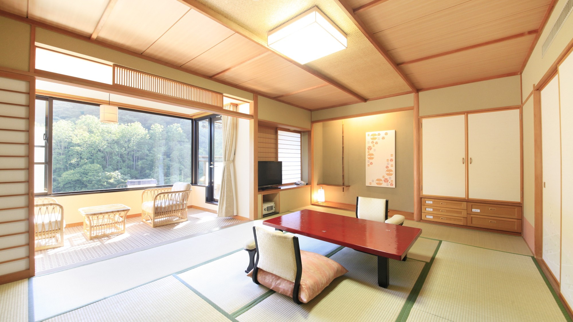 [Bebas-Rokok] Kamar bergaya Jepang dengan 12 tikar tatami dengan pemandian air panas terbuka