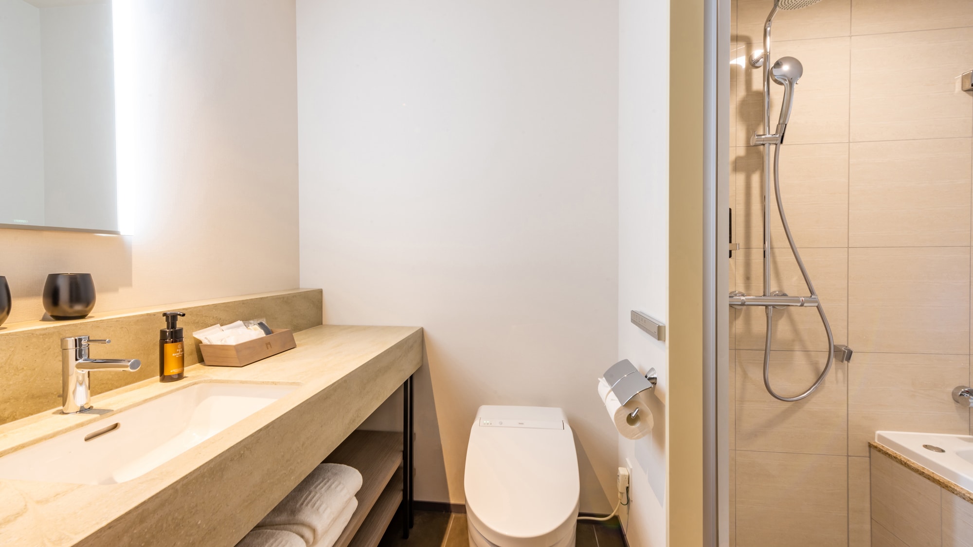Essential (23-26 square meters)