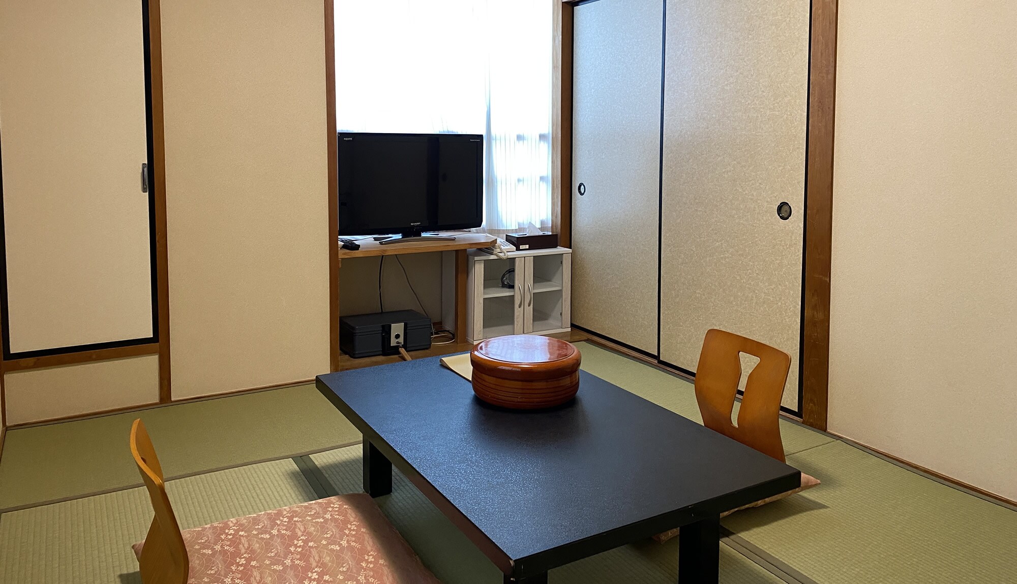 對於一日遊晚餐計劃，我們會為您準備這個房間。
