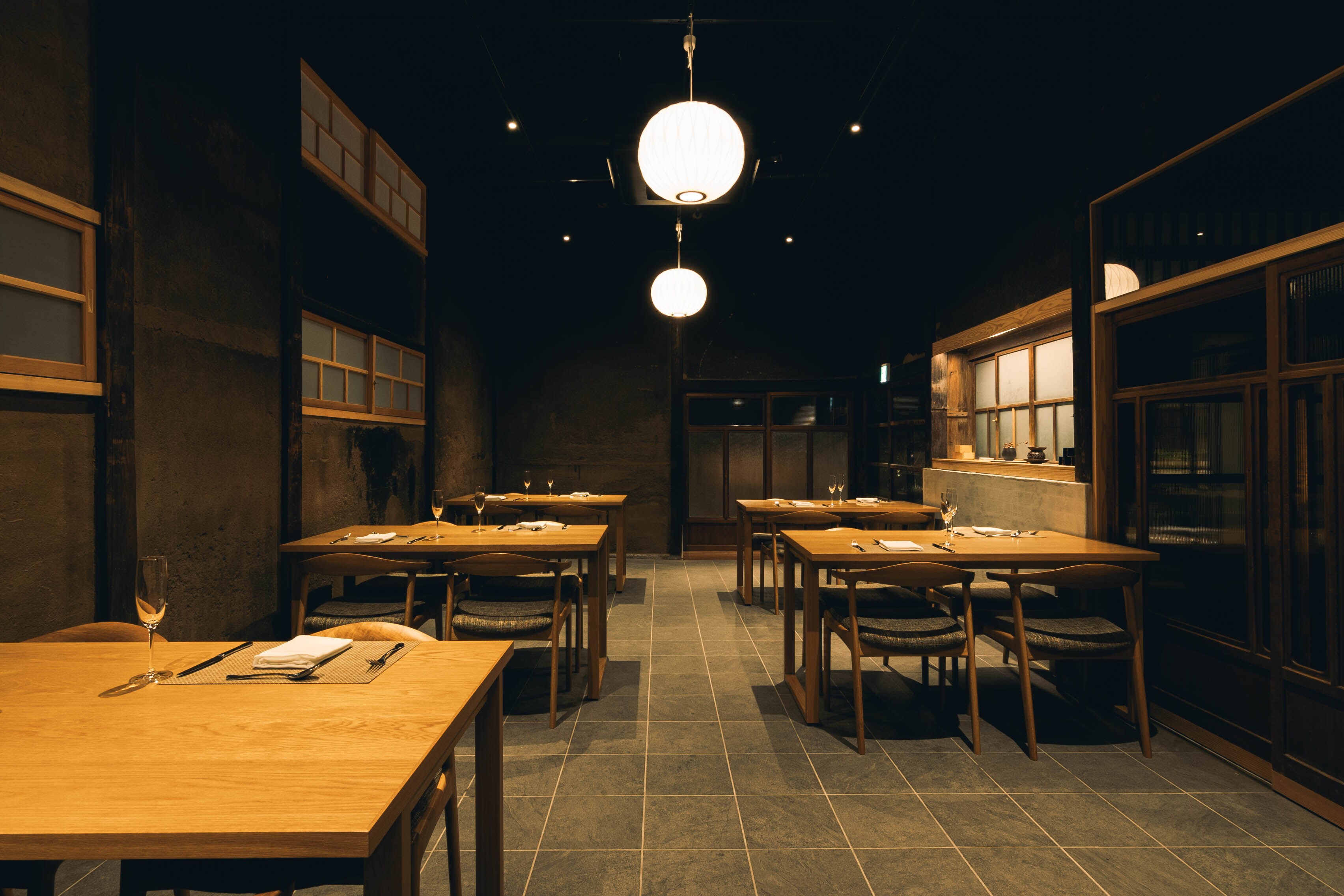 restaurant