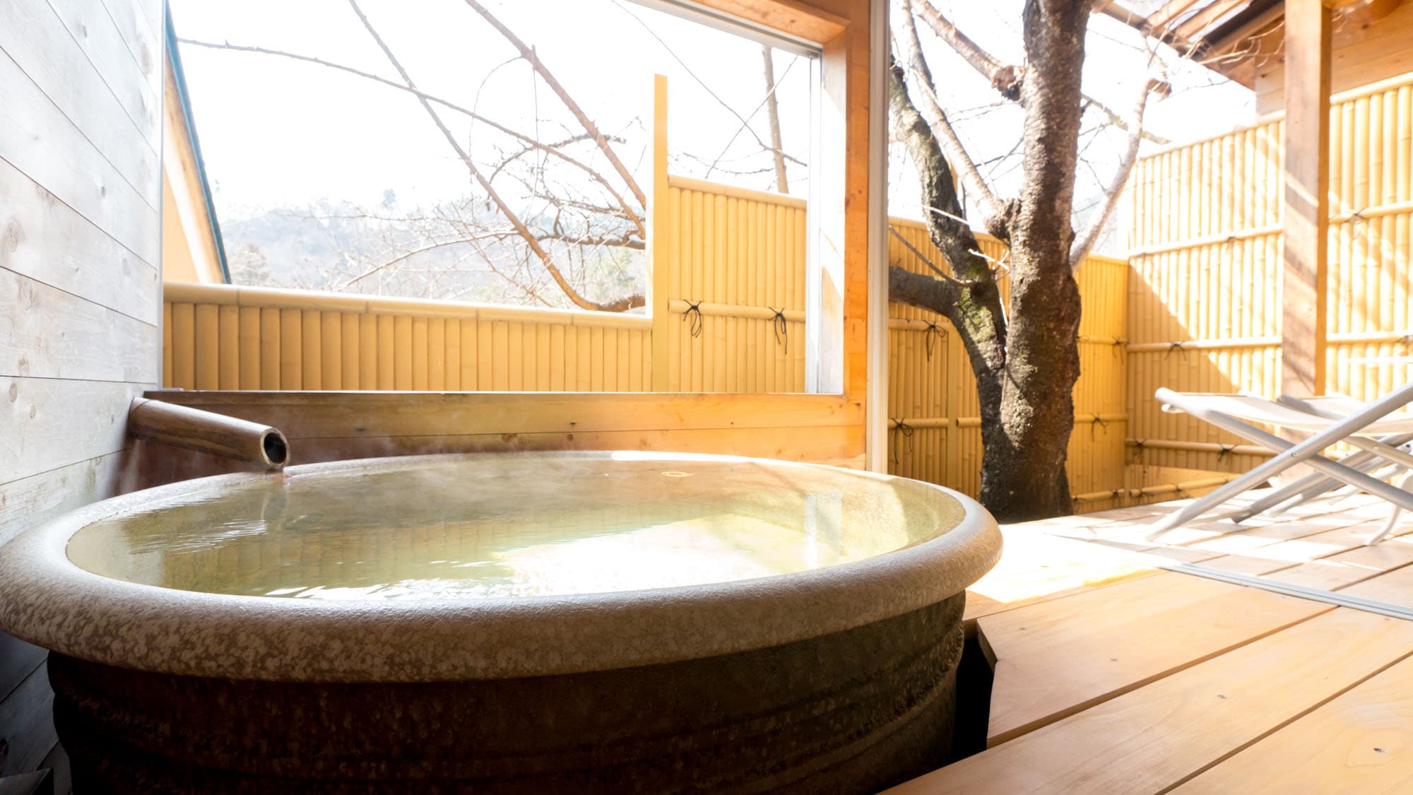 [Room with open-air bath] Whenever you like, night or morning! Monopolize a pleasant natural hot spring