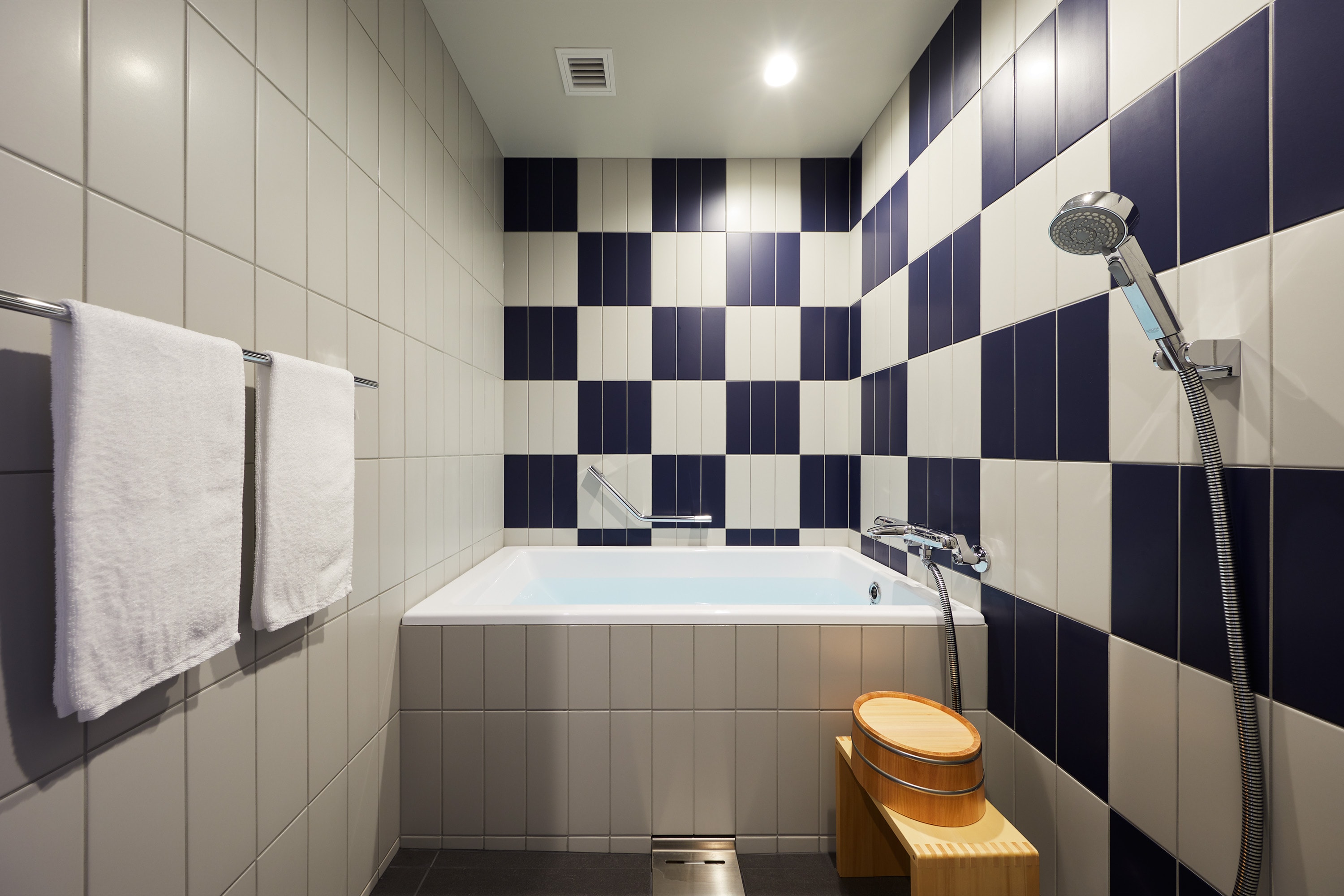 Separate bath, toilet and sink
