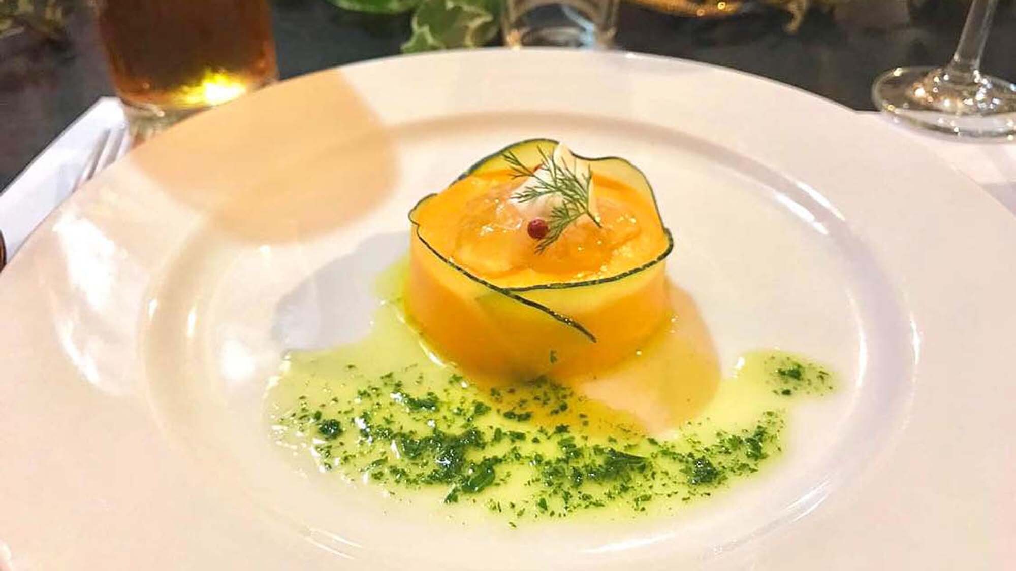 ・ We are particular about meals / ingredients!