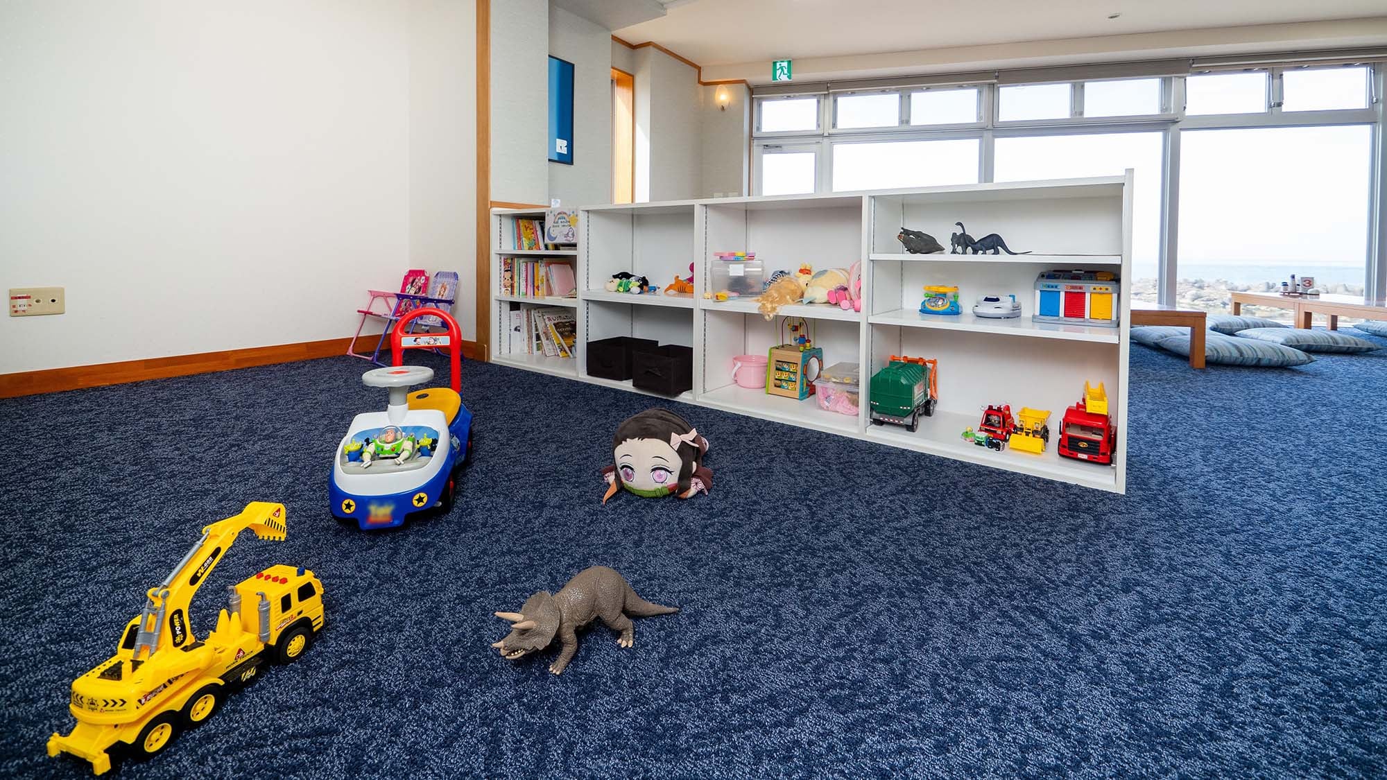 ・【1st floor kids space】Newly established right next to the dining area where families can keep an eye on them