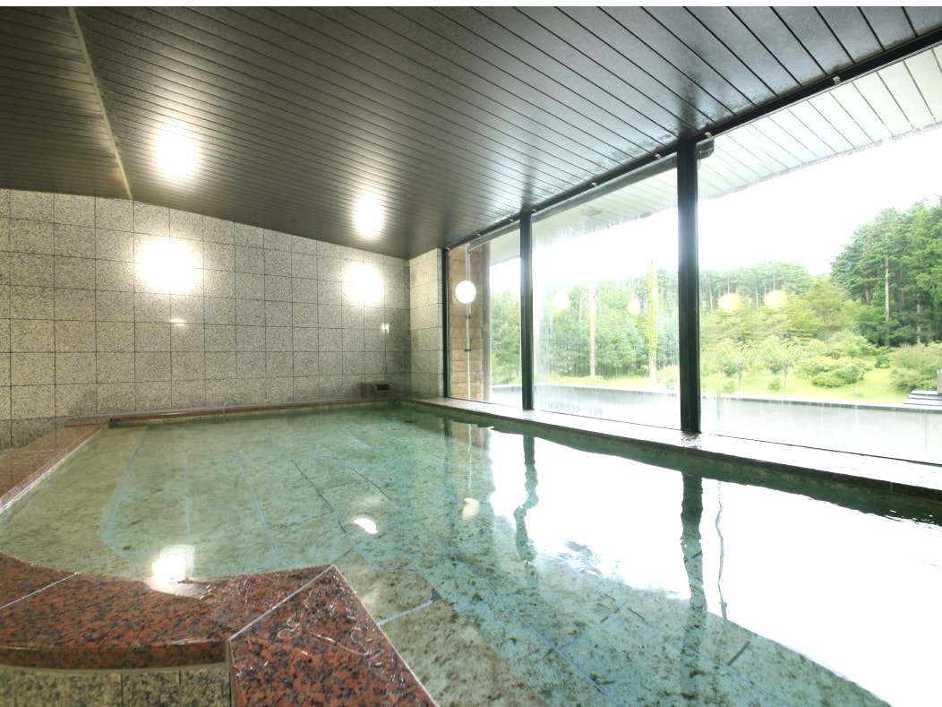 Phòng tắm lớn dành cho nam