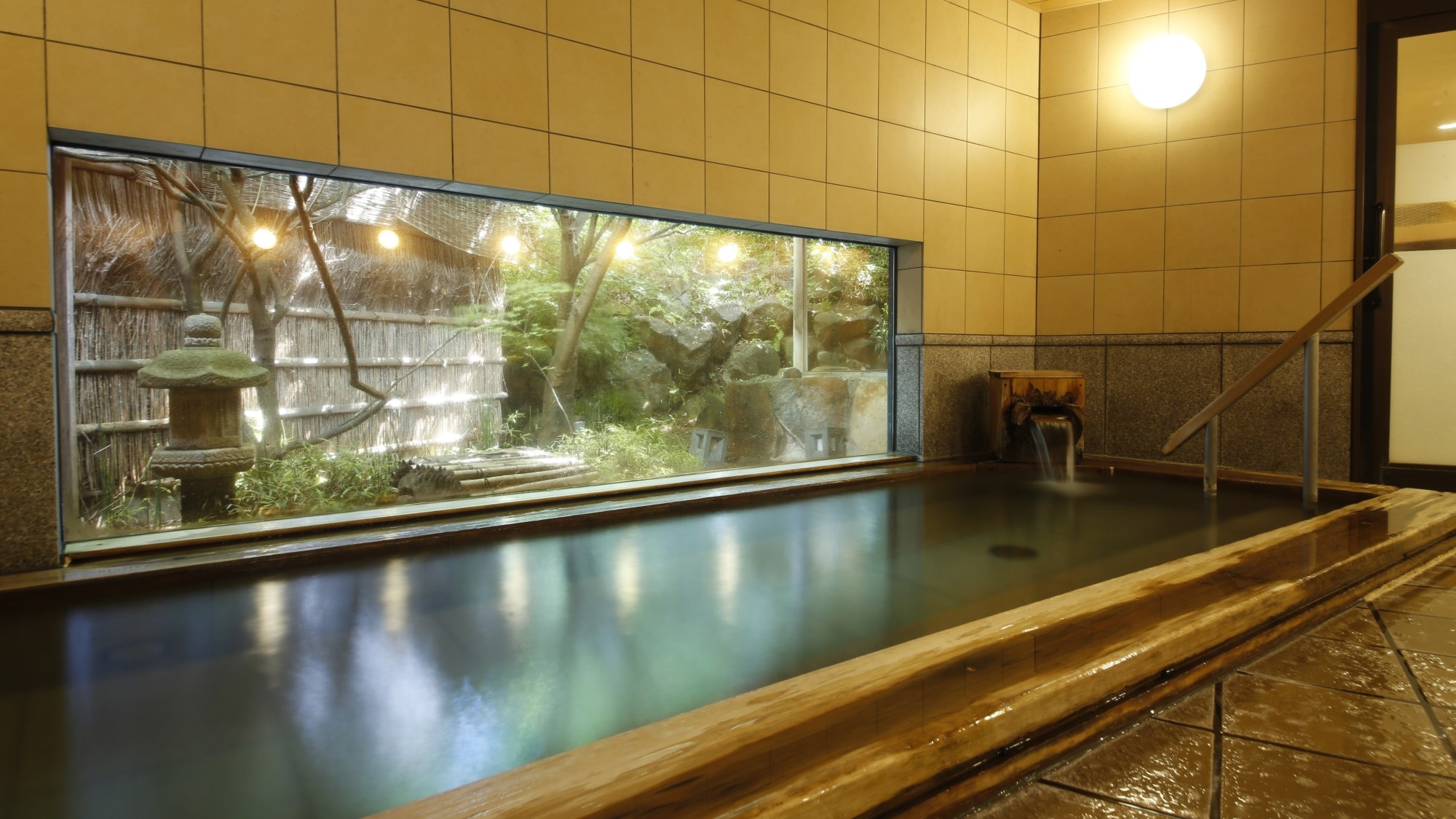 ~Large public bath, indoor bath, small~