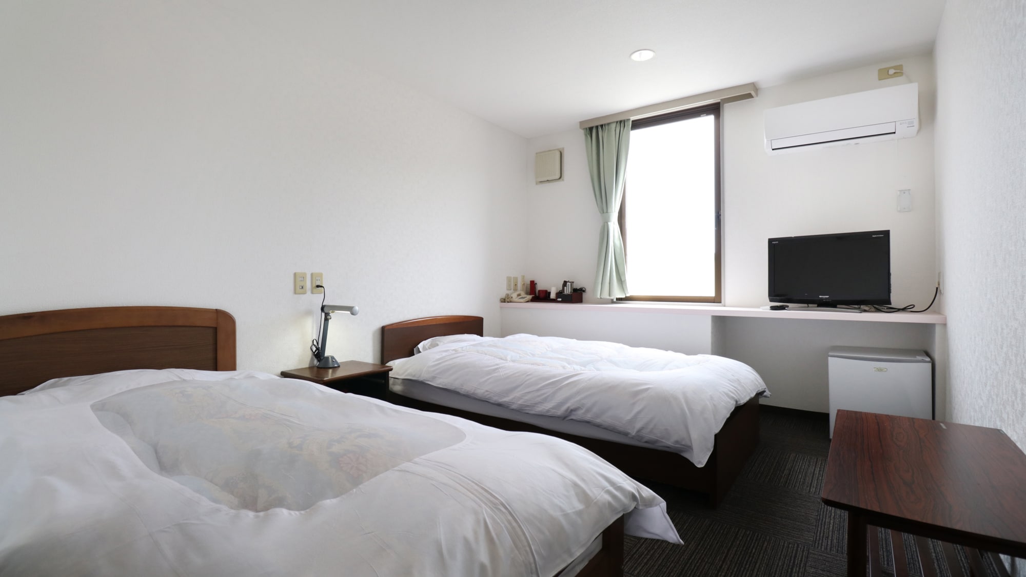 [Twin] All rooms have beds