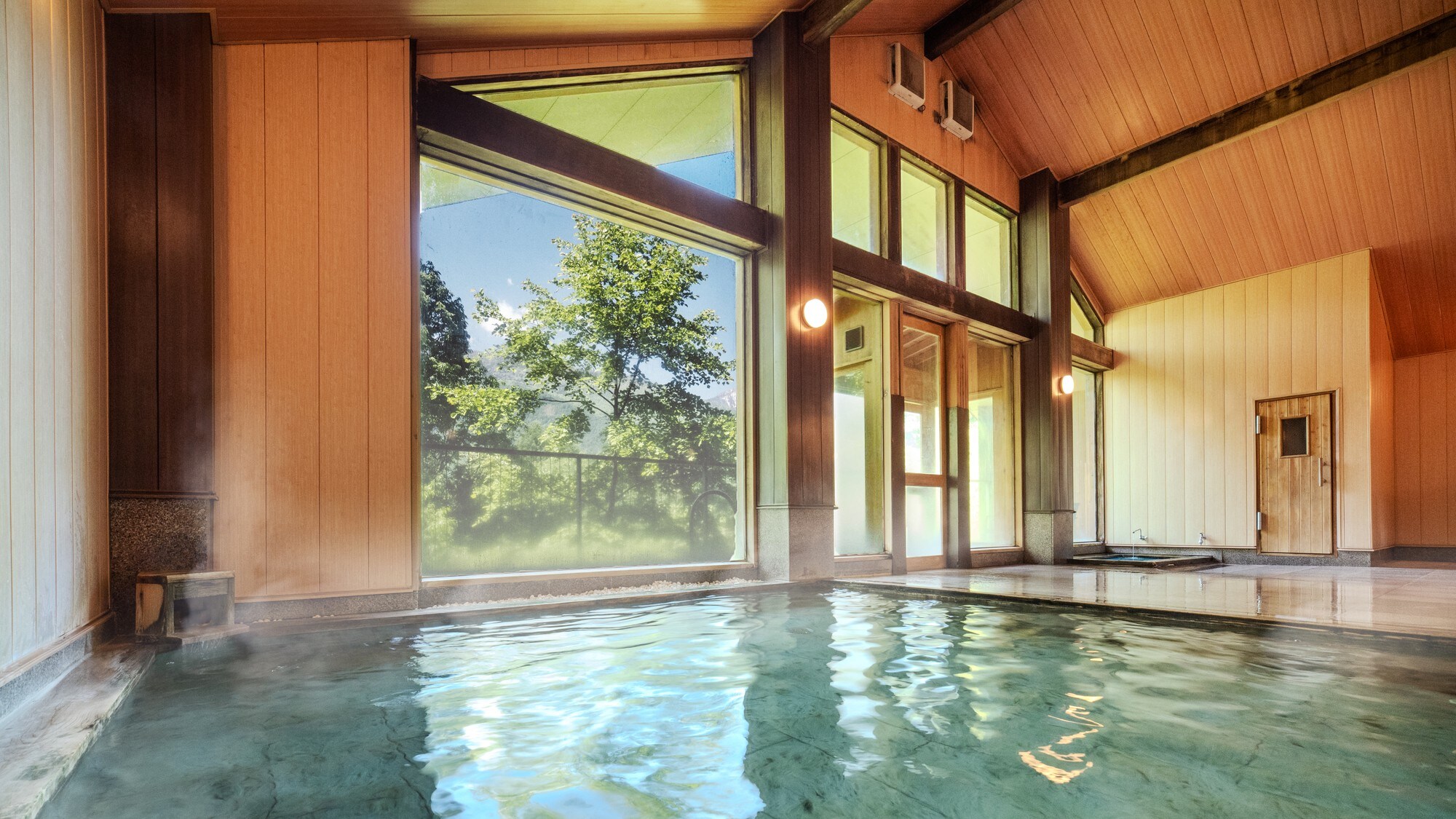 Large hot spring bath (cypress bath)