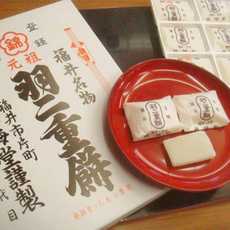 [Habutae Mochi] This is the most famous Japanese sweet in Fukui. The chewy feeling is irresistible ♪