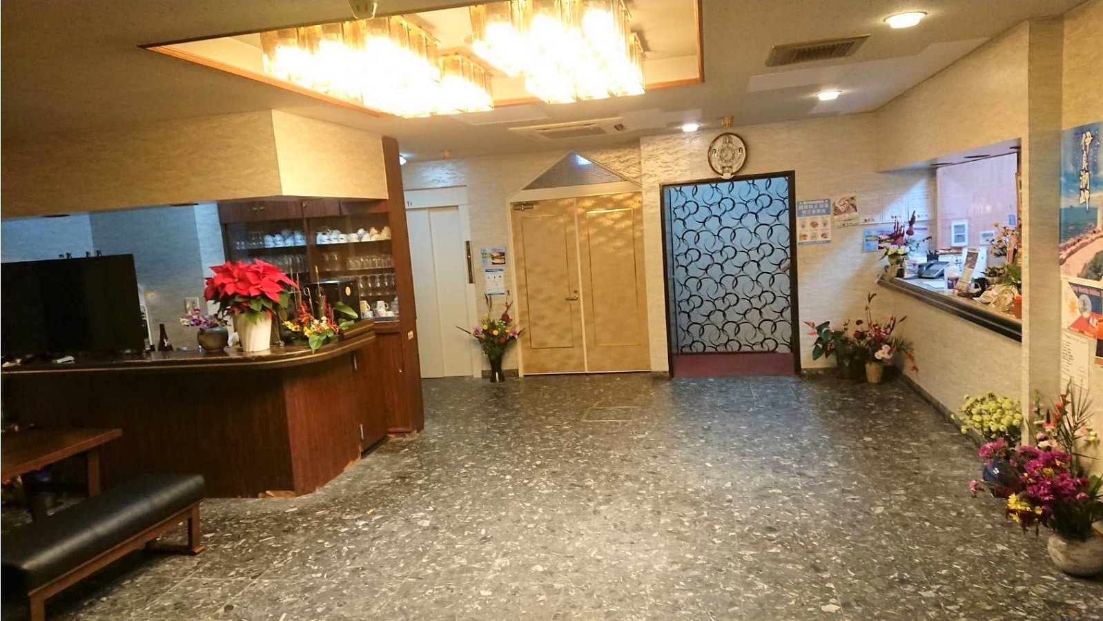 Takanoya Lobby