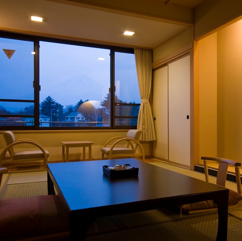 [Main building] Japanese-style room 10 tatami mats, an example