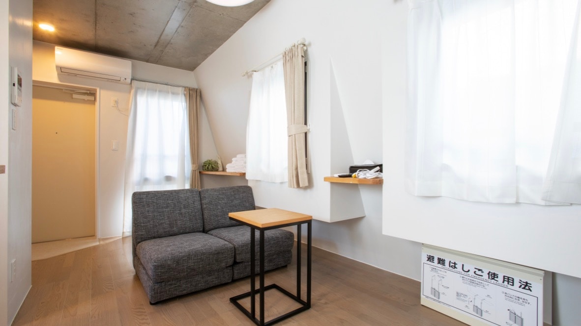 家庭套房 B 客廳