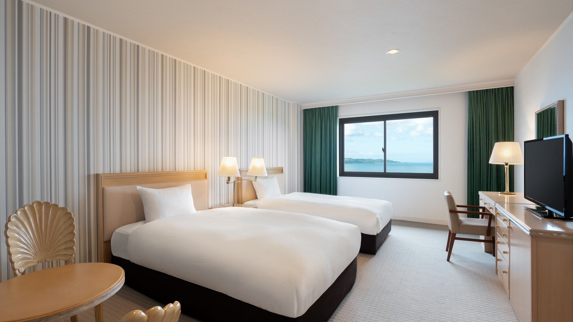 Standard Deluxe Suite Ocean View