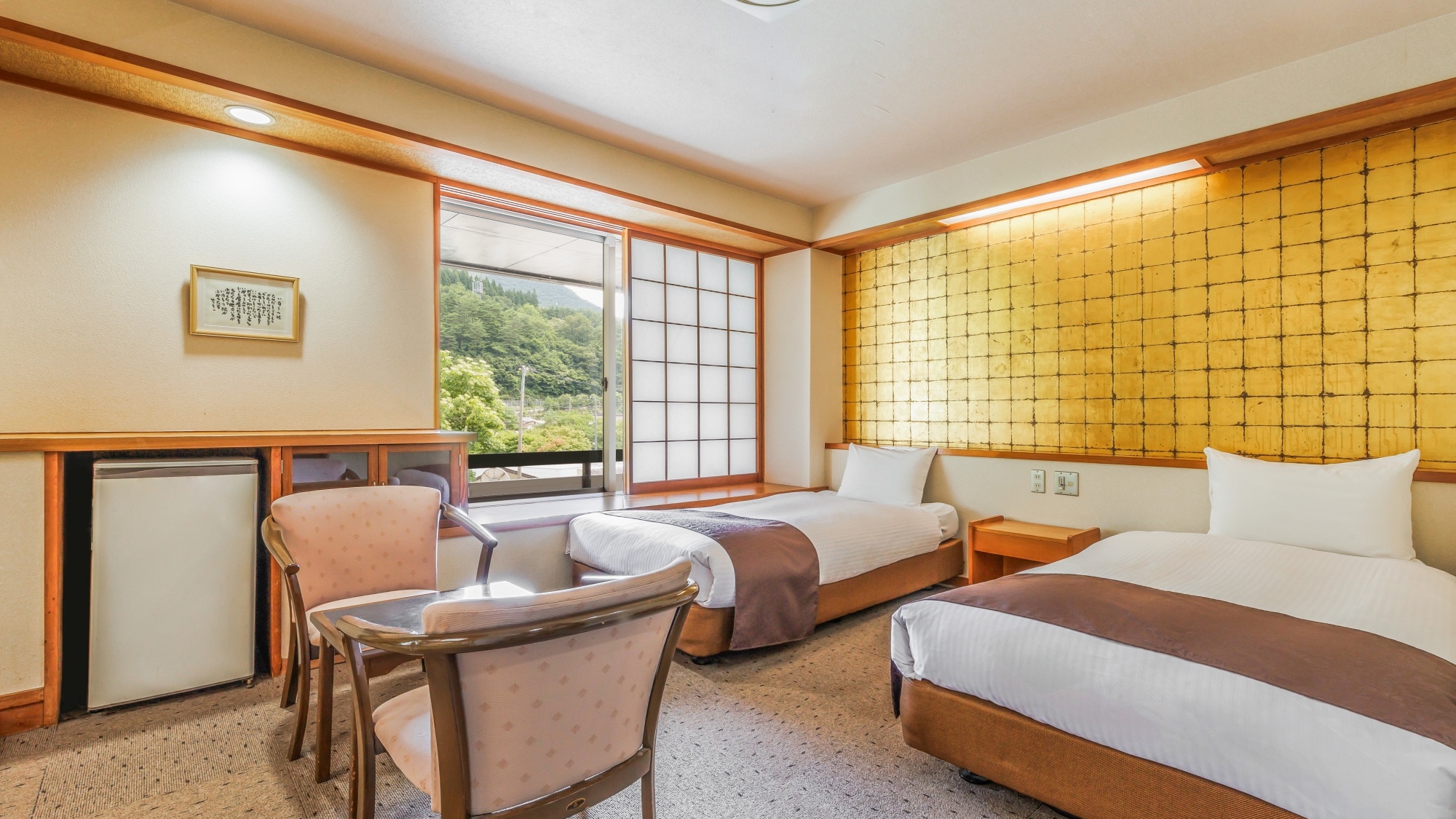 Japanese-Western room 8 tatami mats + TW (twin)