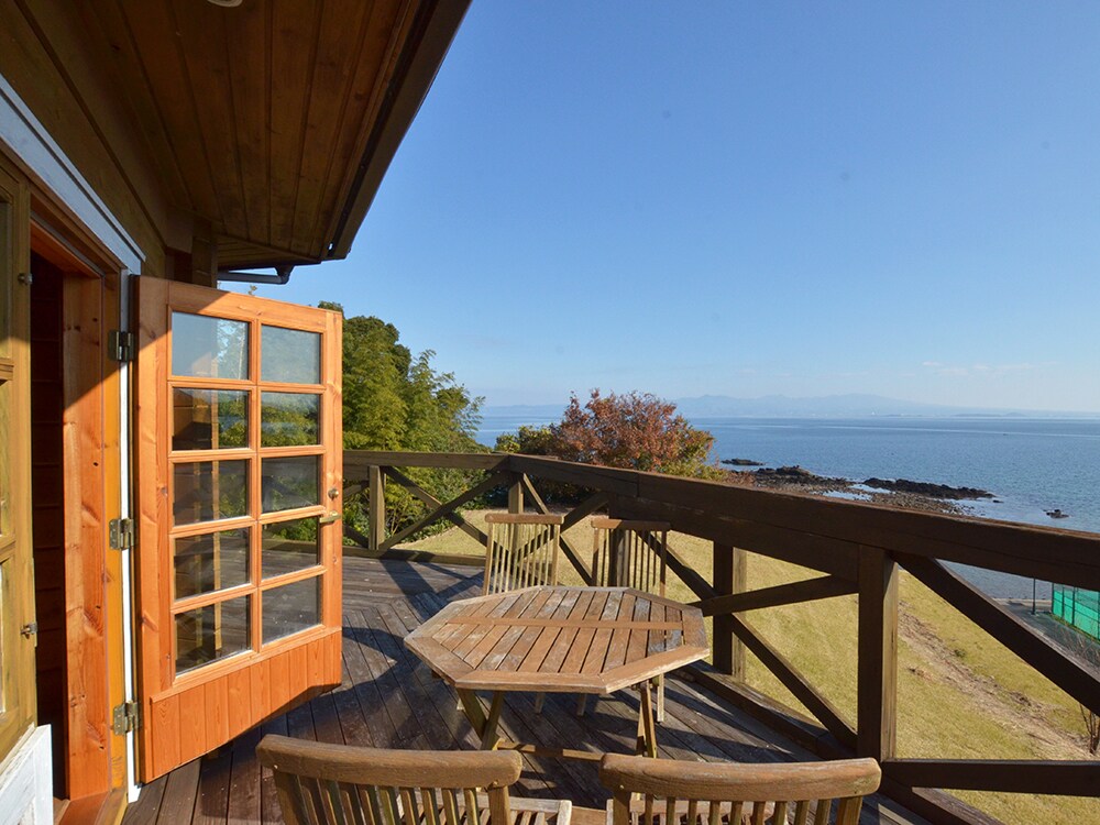 Pet-only cottage