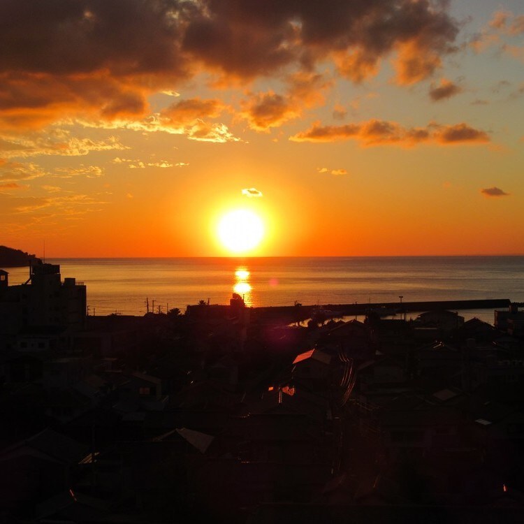 [别馆/四季亭] 骏河湾的夕阳