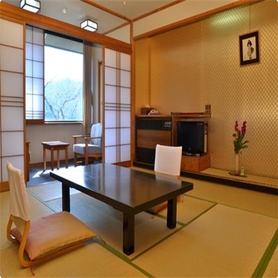 [Non-smoking] Japanese-style room with 12 tatami mats and spacious veranda