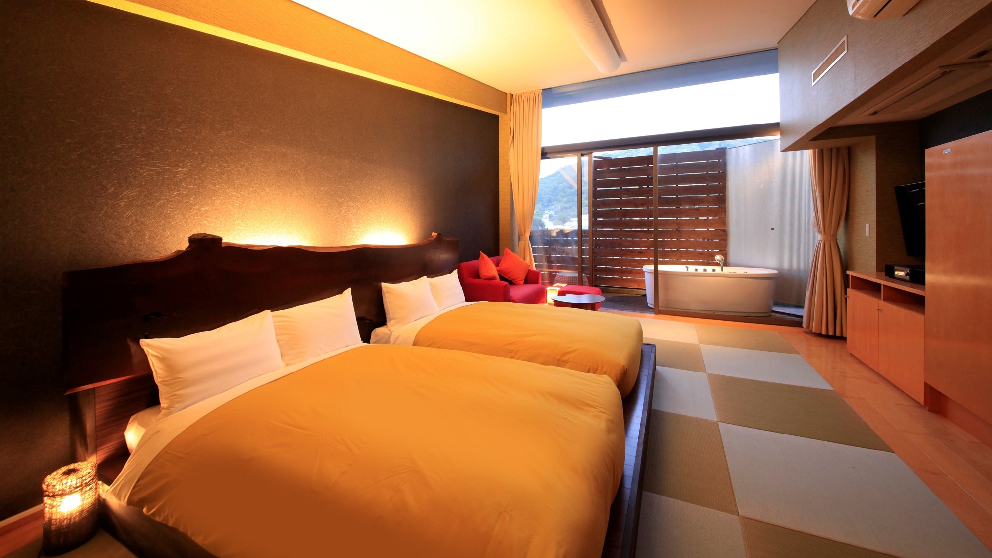 [Twin Japanese-style room with open-air bath on the top floor] (Example)