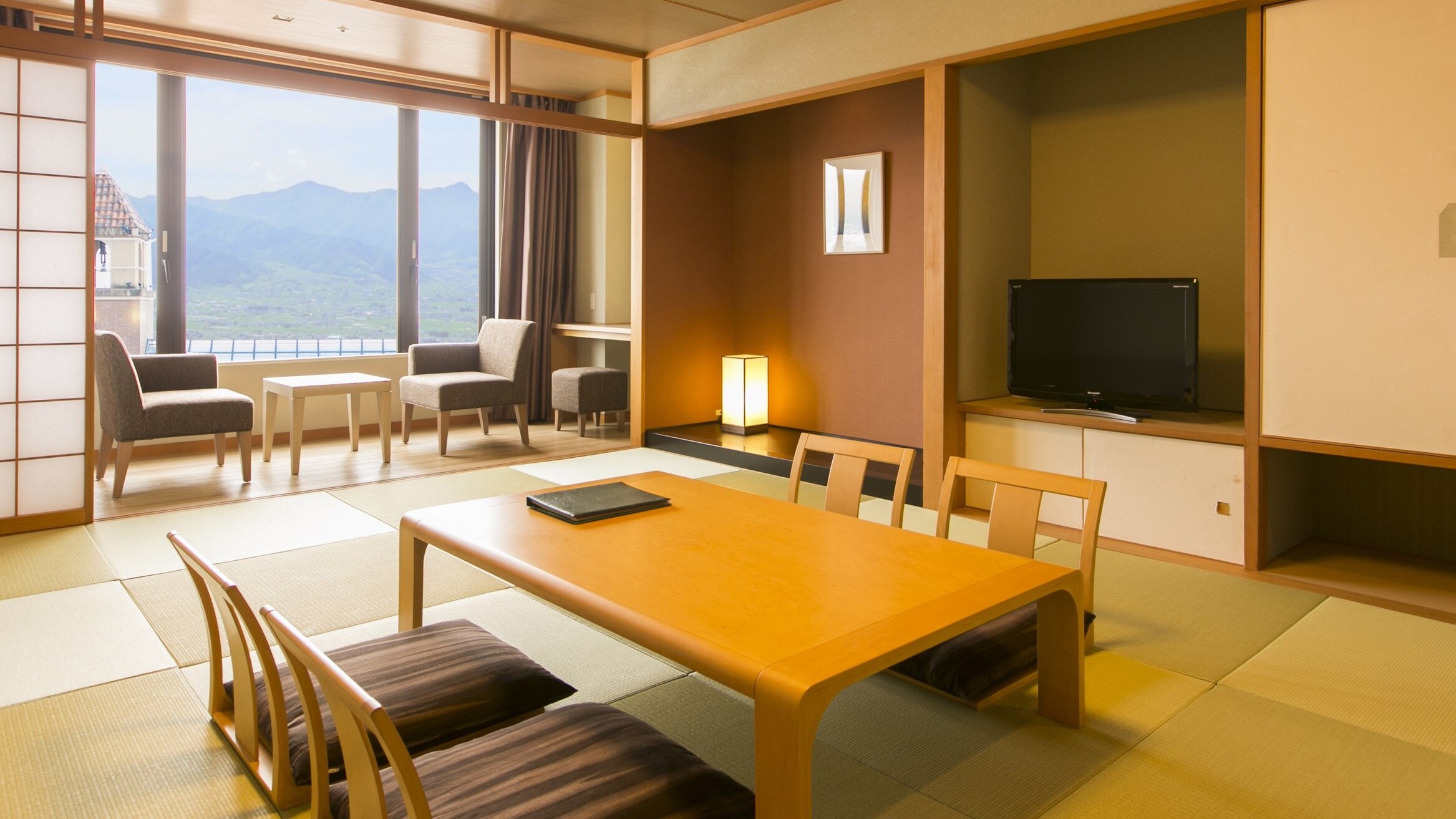 Japanese-style room 12 tatami mats