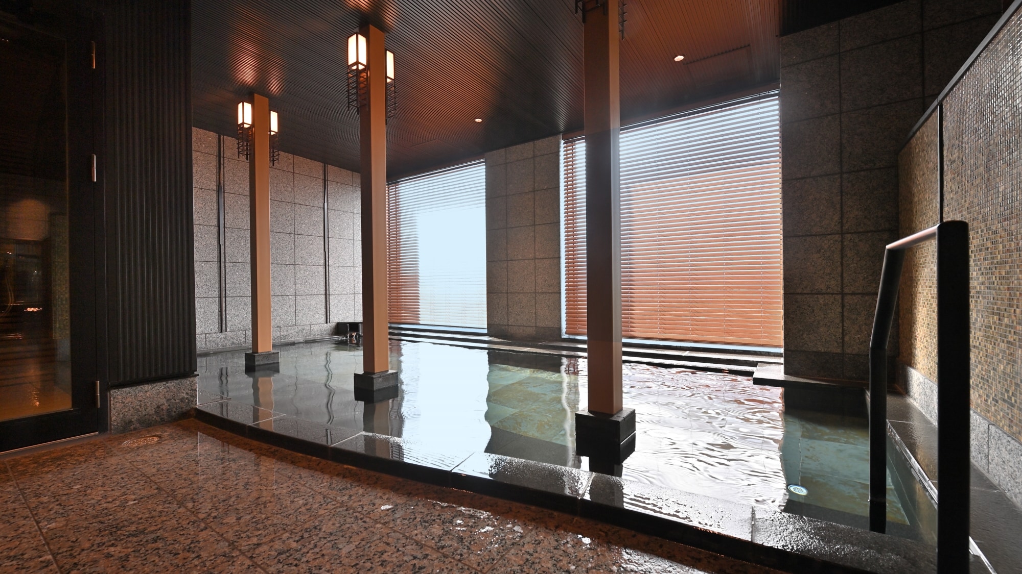[Wa Onsen] Wa Onsen is equipped with an "AI" sauna. The sauna stove is a METOS "ZIEL".