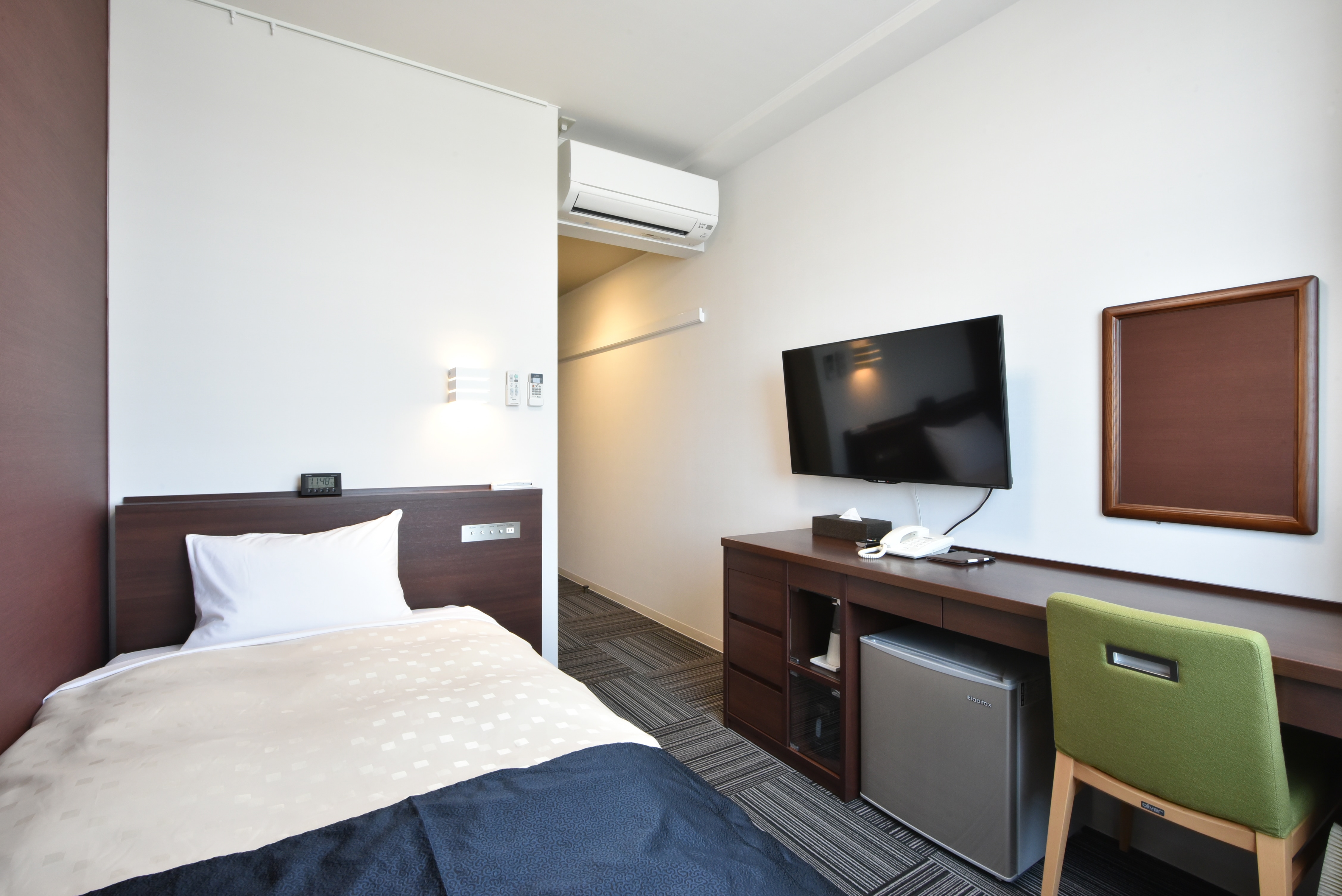 Single room (all rooms non-smoking)
