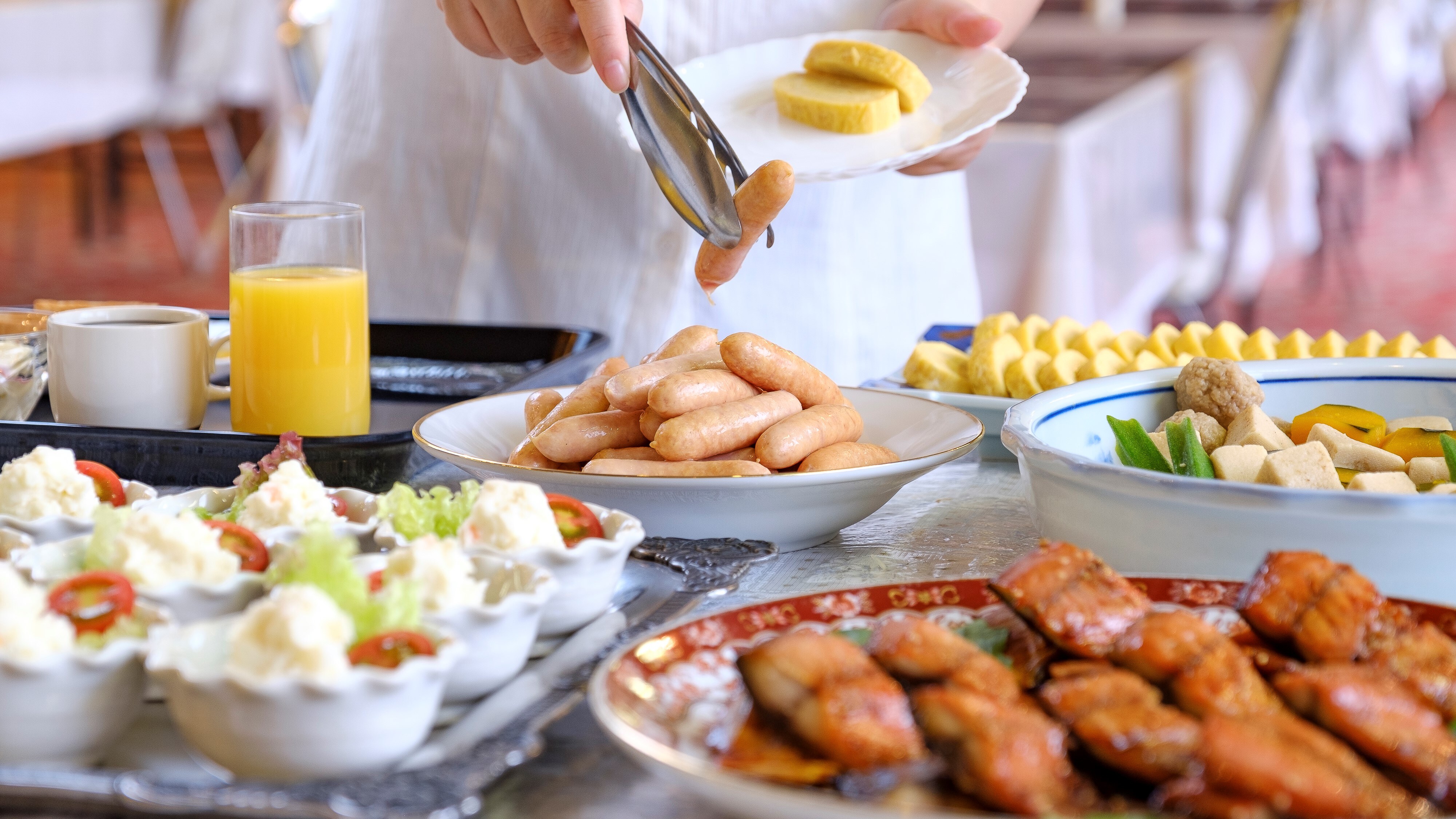 breakfast buffet