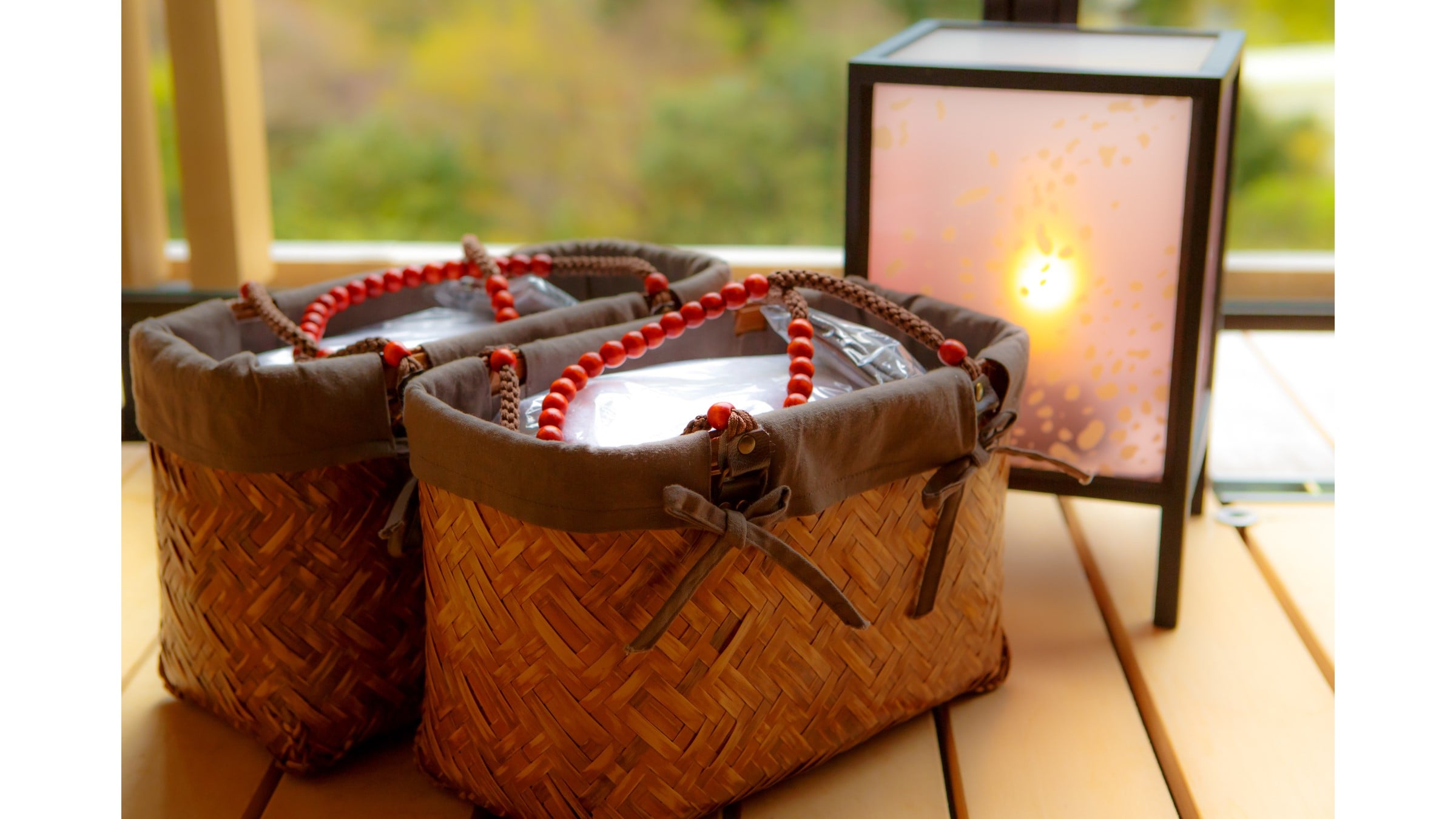 [Hot water basket]