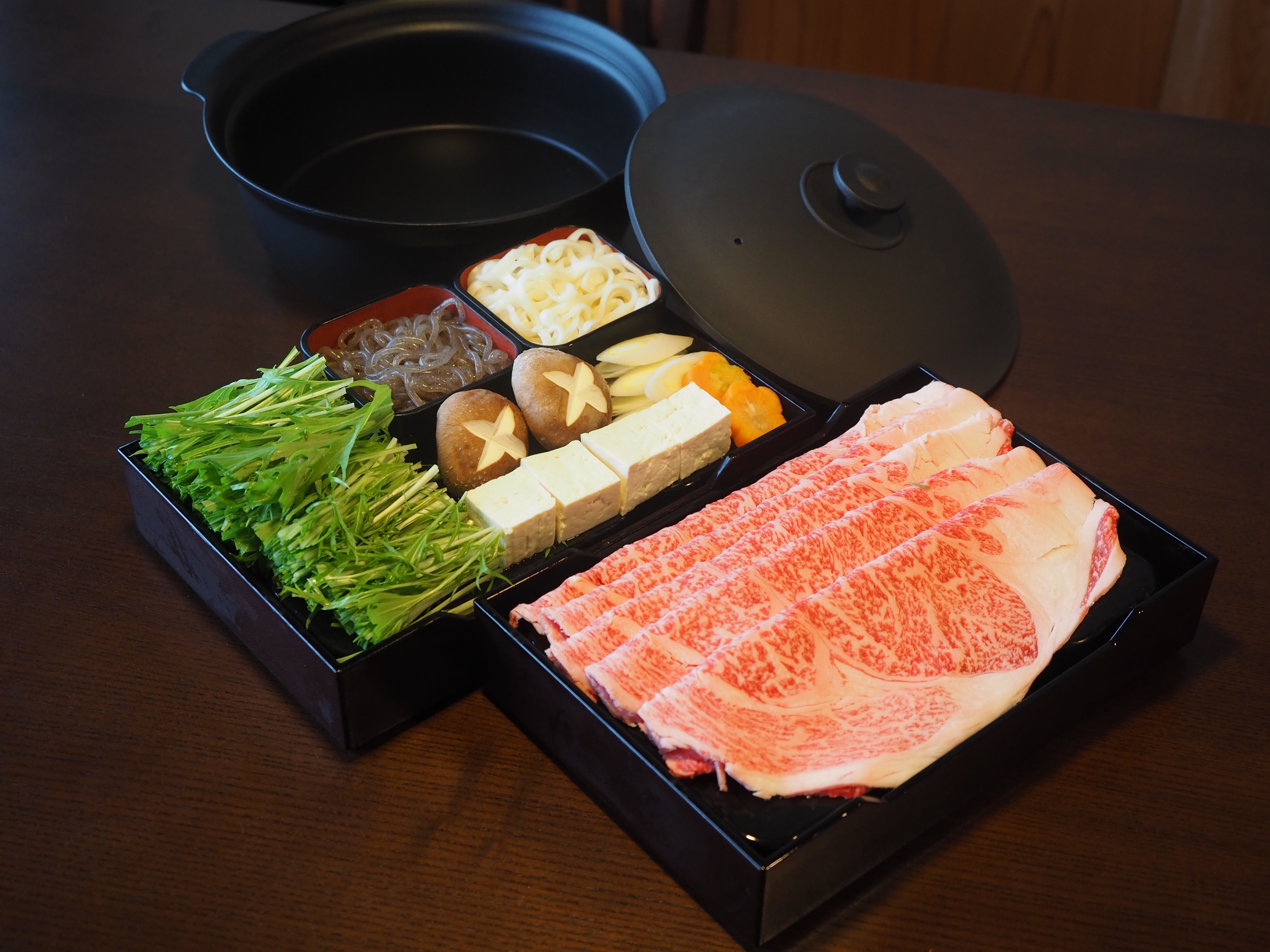 飛鎢牛壽喜燒火鍋（冬季）