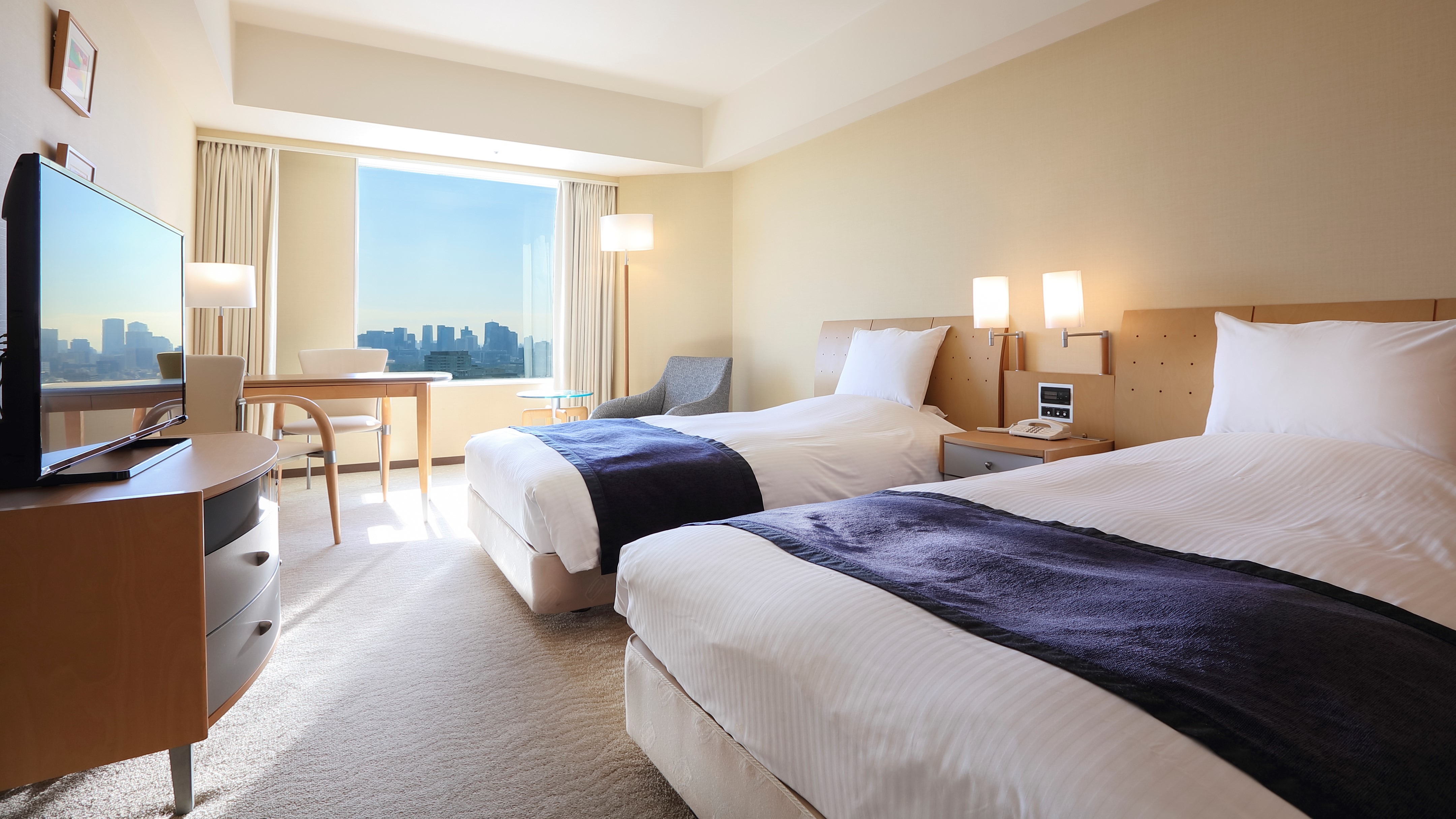 ● High-rise twin rooms (23rd to 38th floors)