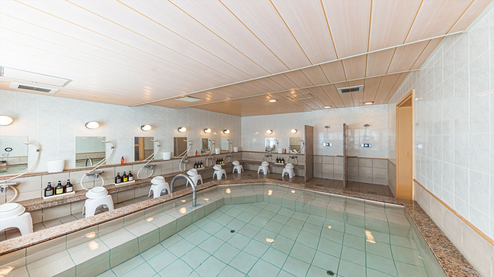 [Large bath] Large bath for women only