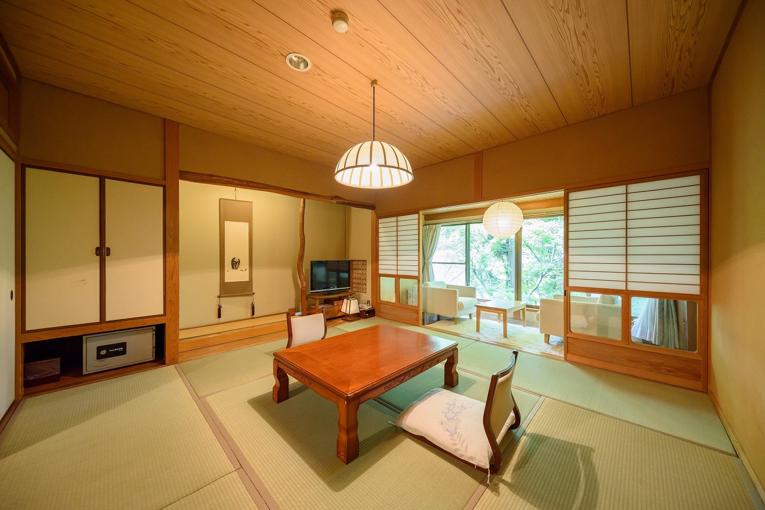 [Annex Yuyamatei] Japanese-style room 6 + 8 tatami mats