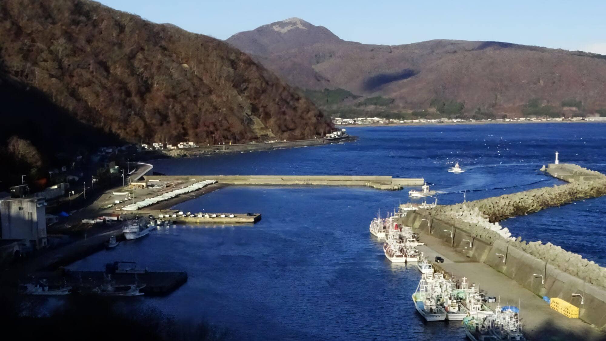 【东海岬渔港】秋天，空气清新，从这片海岬可以远眺太平洋的壮丽景色，令人心旷神怡。