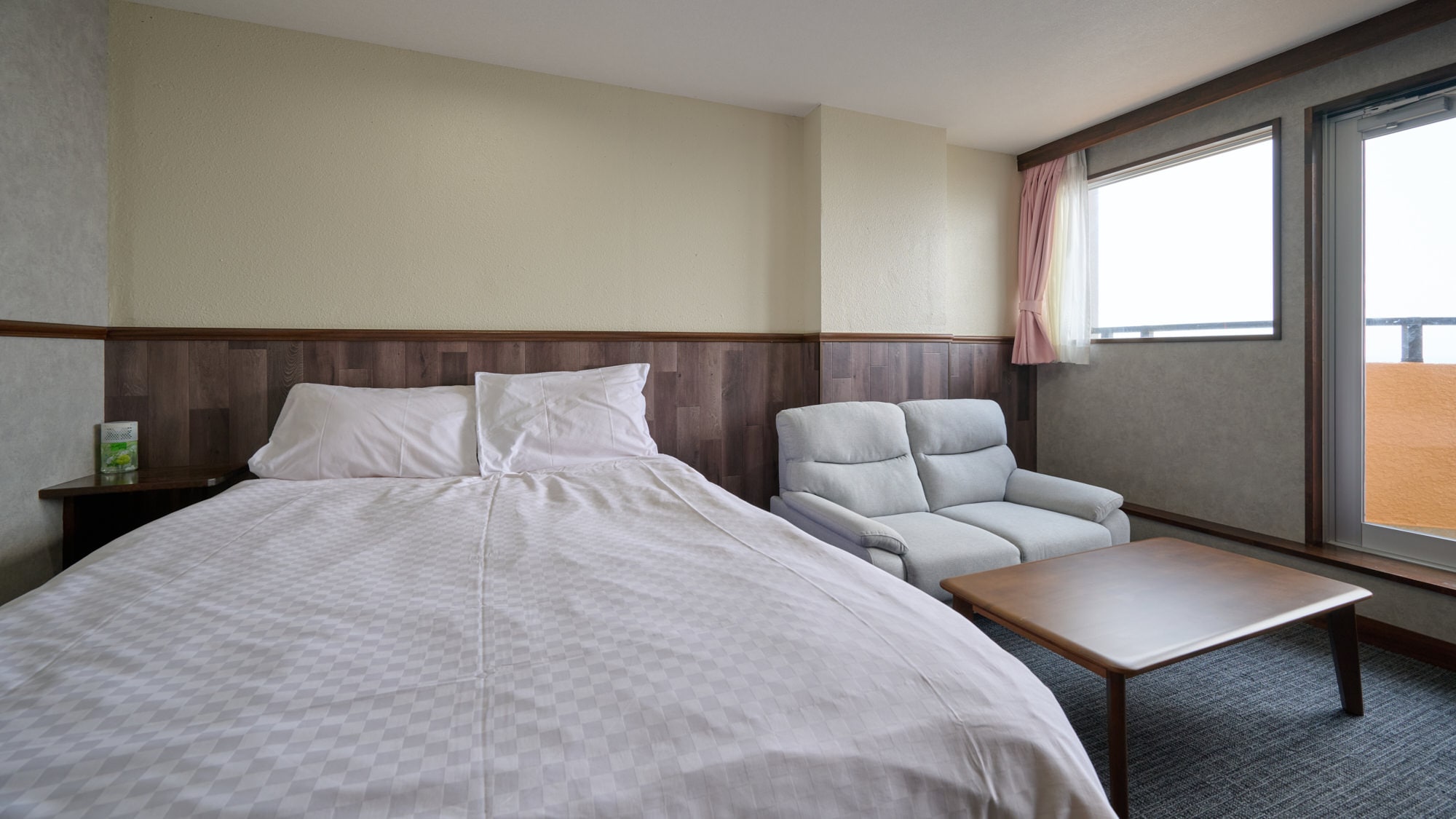 [Non-smoking] Double room (with open-air bath)