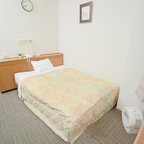 ■ Semi-double room [14 square meters]