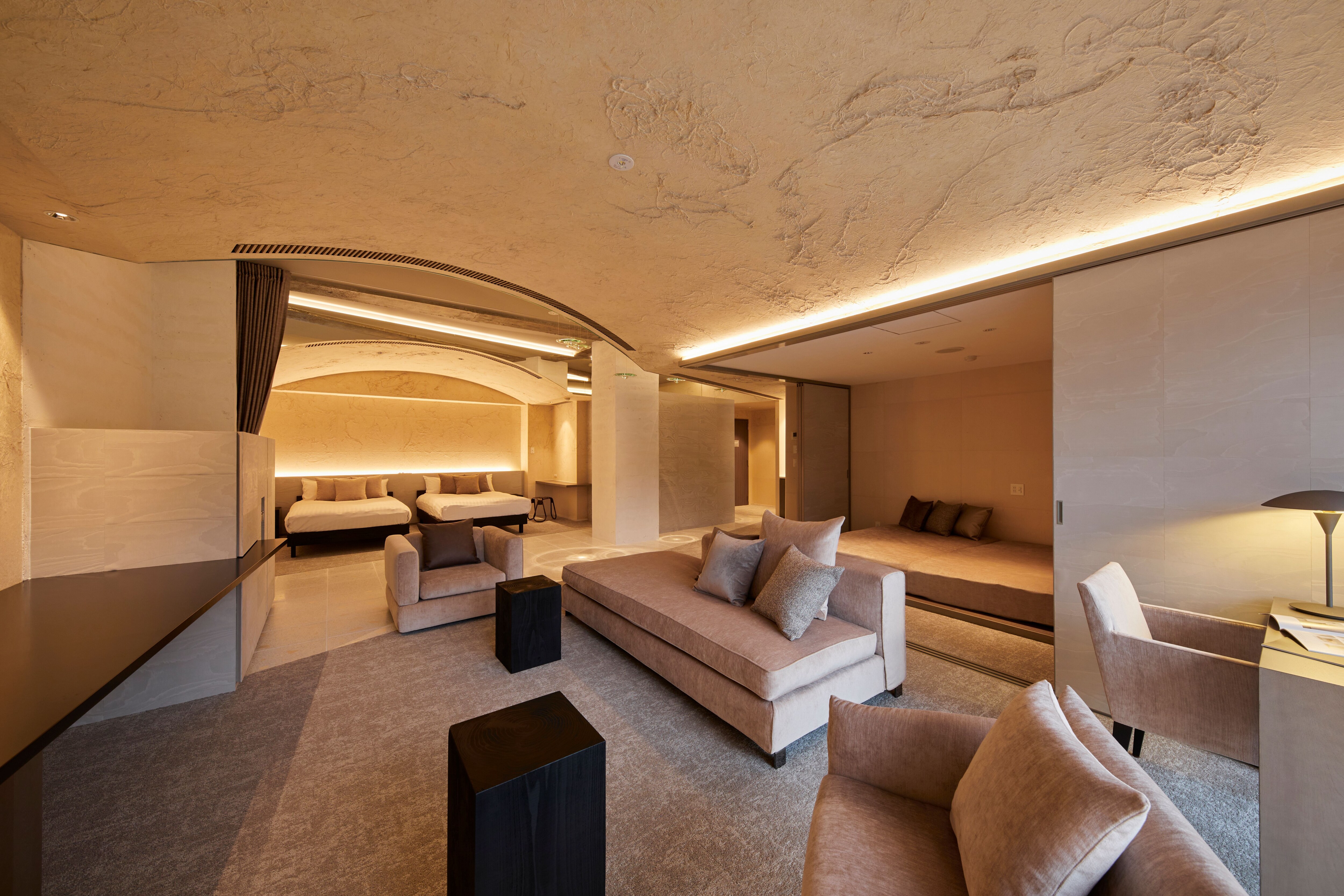Main Building Premier Suite Room 201 "Suimon" Living Room