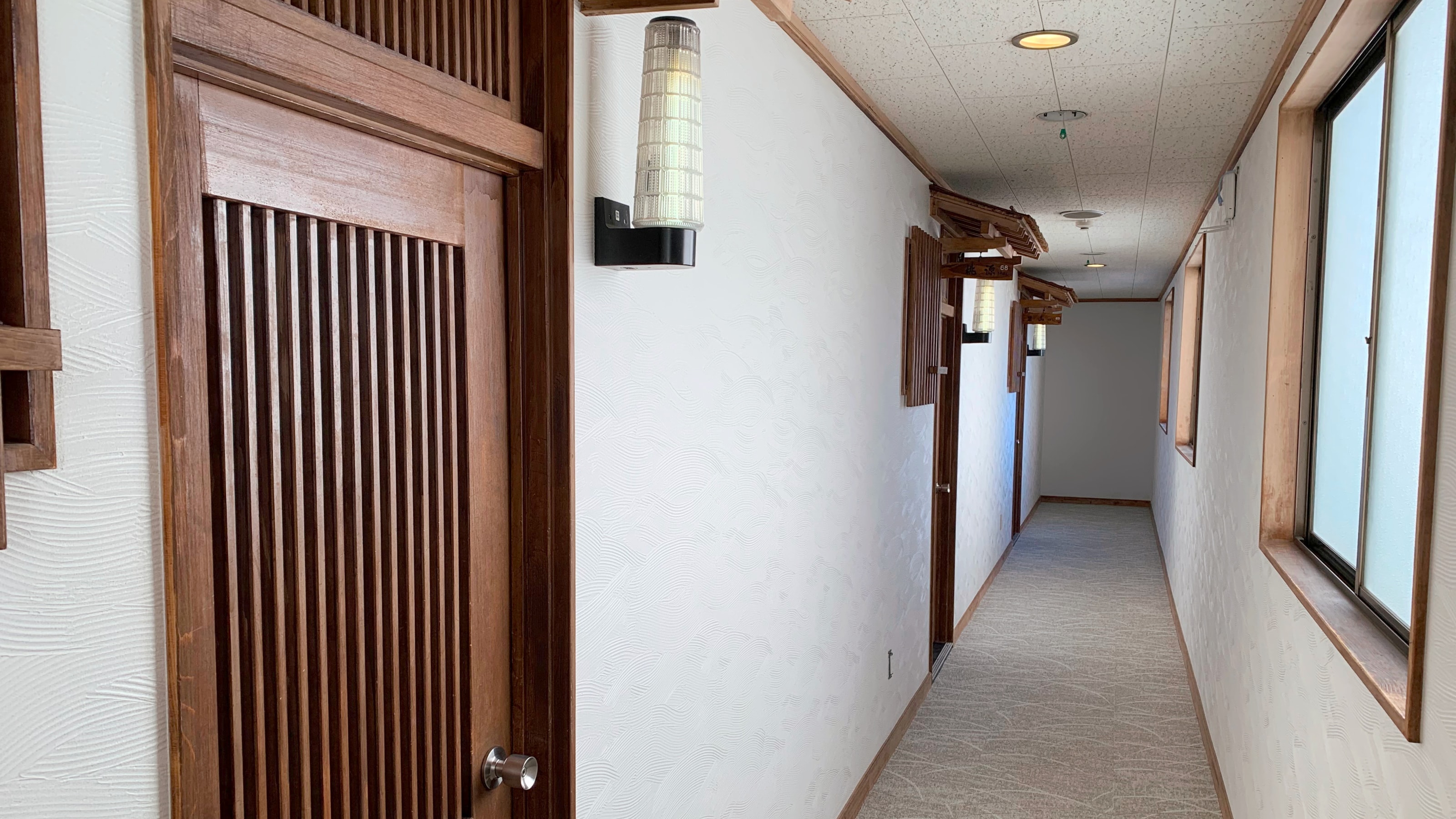 Annex, corridor on 2nd floor