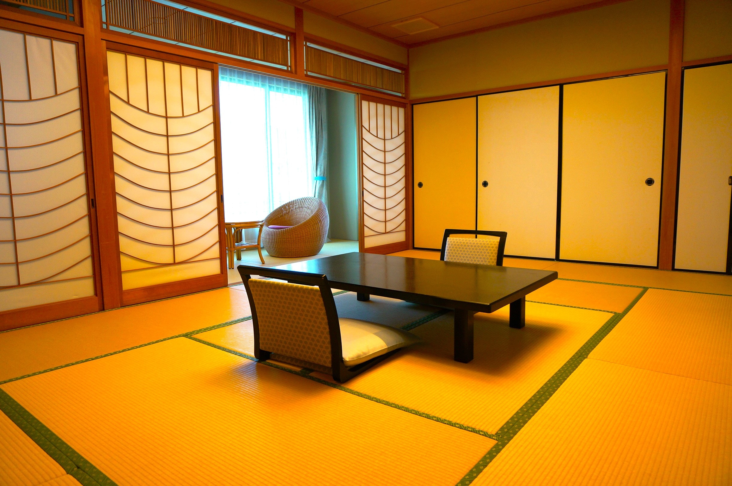 [West Building] Japanese-style room <12 tatami mats> (without bath)