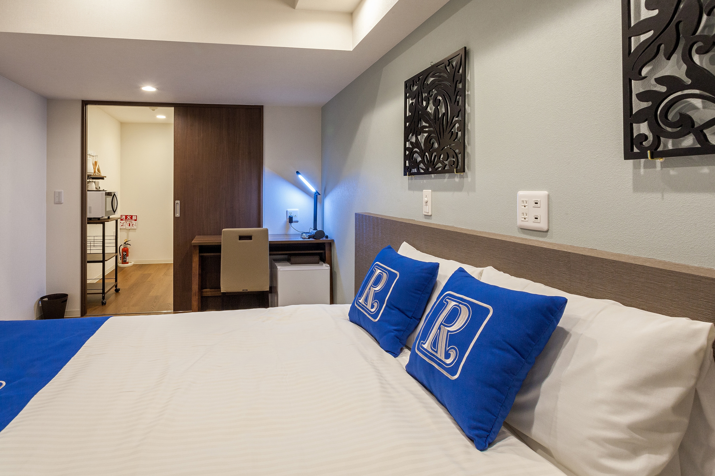 [Premier Hall] Light Double No Smoking