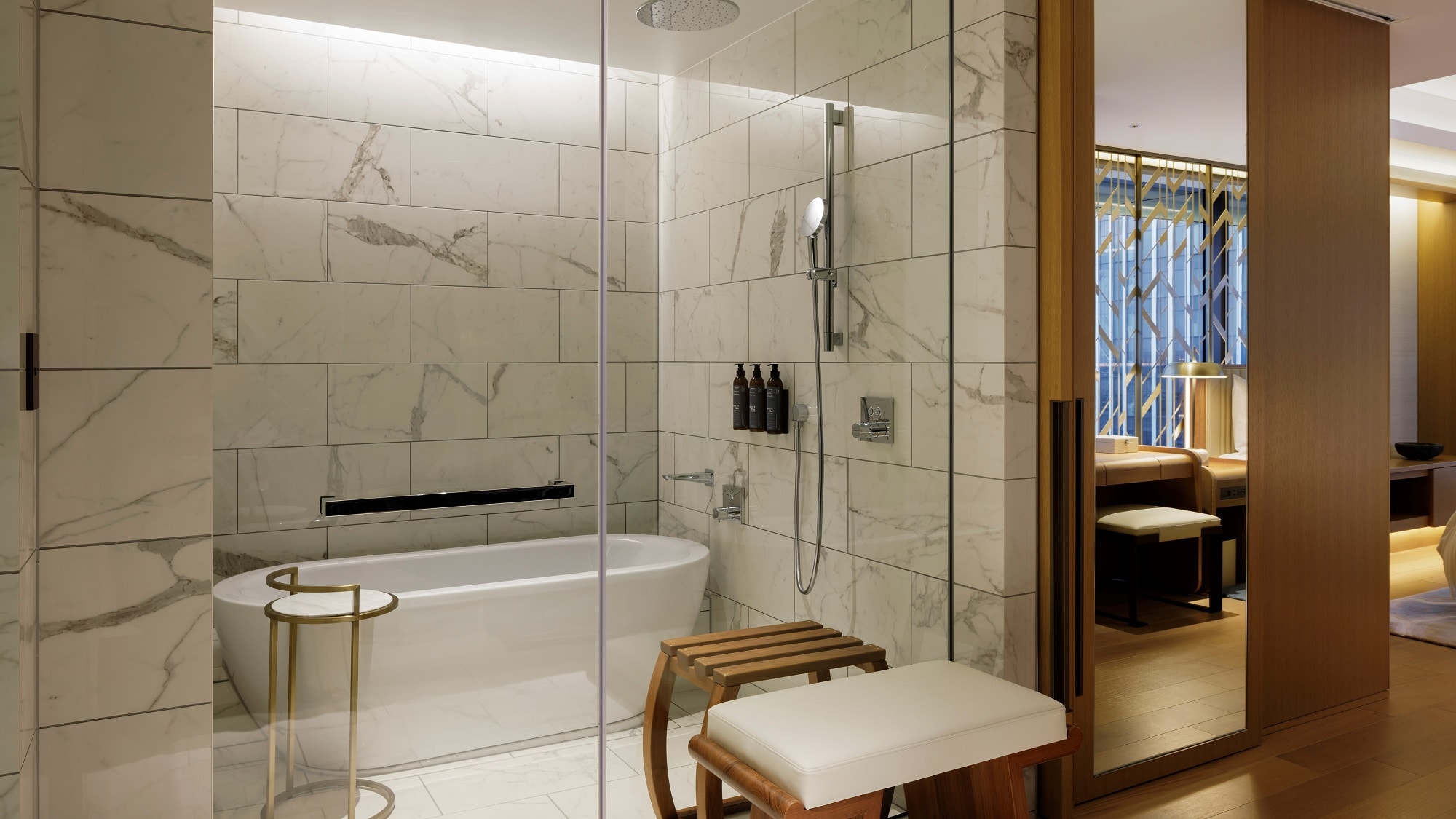 Executive Suite_Bathroom