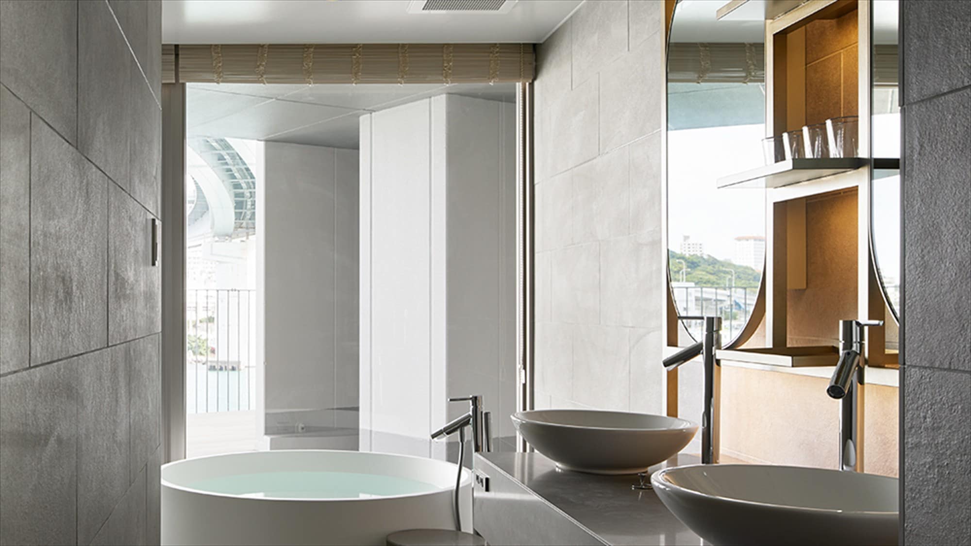Anteroom Suite