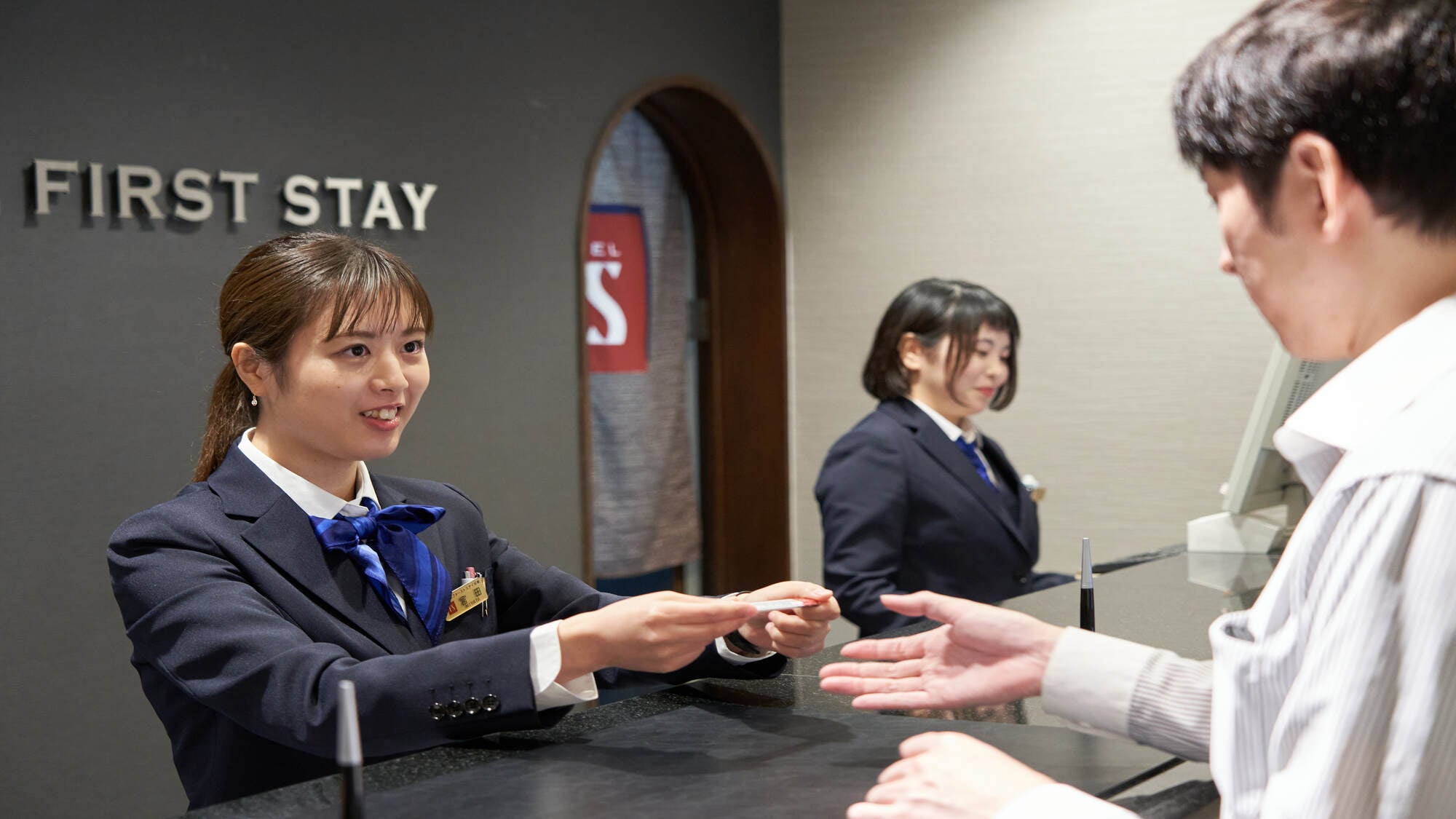 Front desk: We welcome you with heartwarming service.